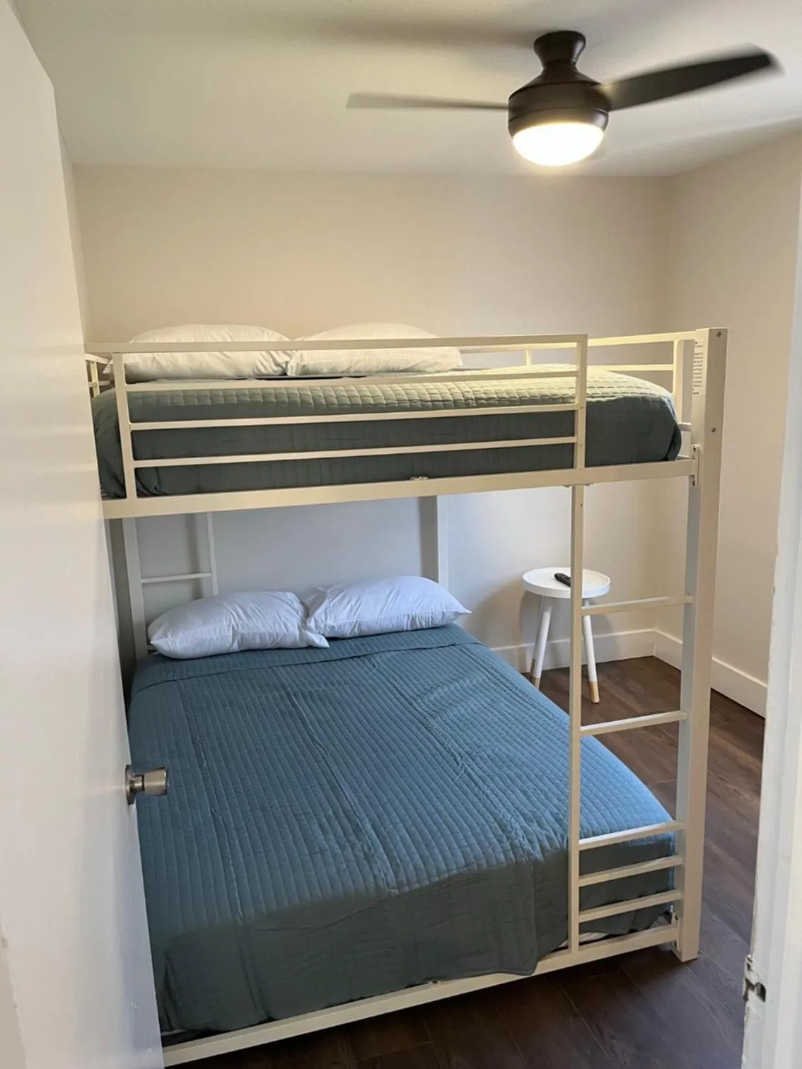 Bed in Brooklyn Beach Club