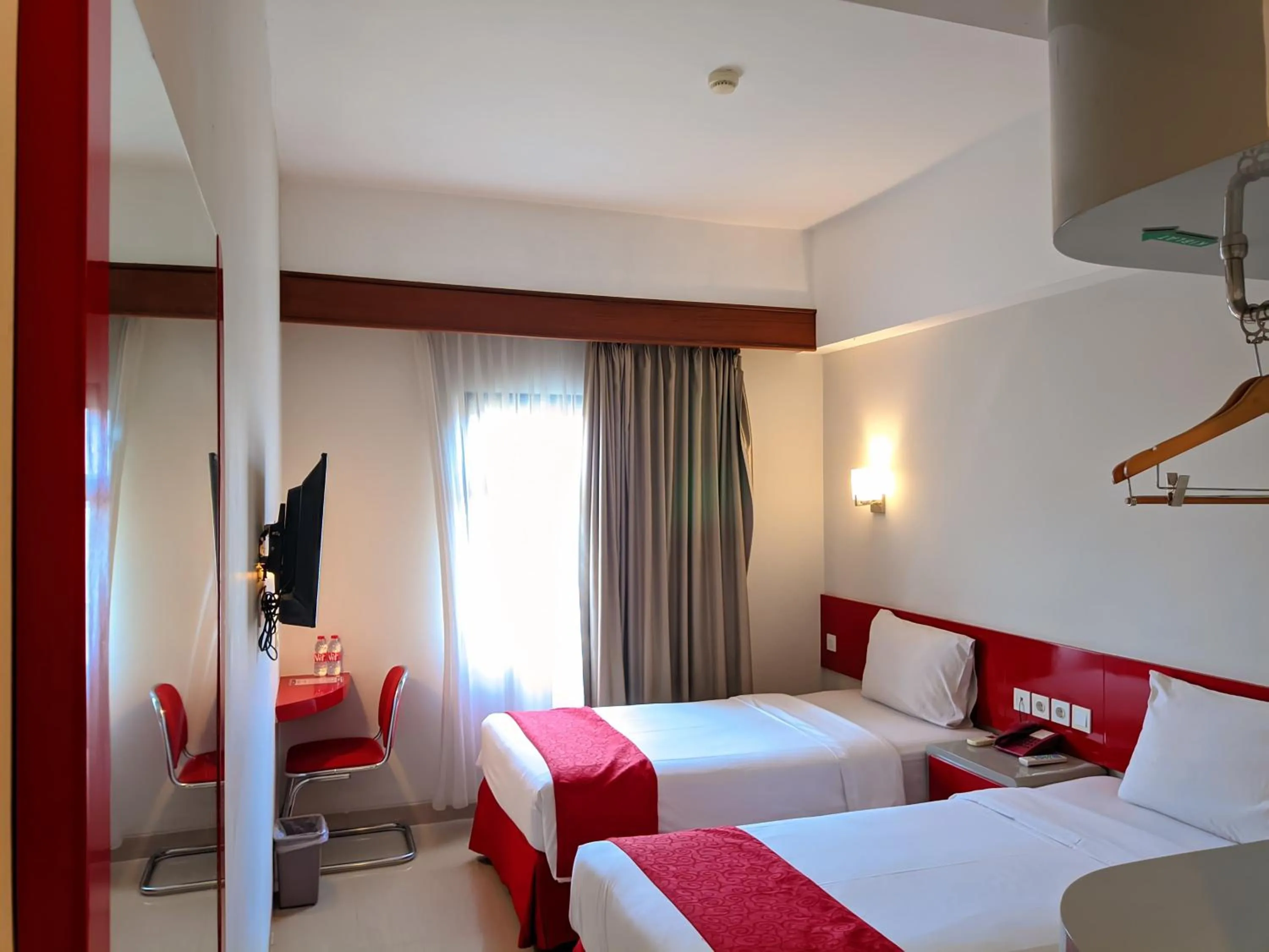 Standard Twin Room in Brothers Inn Solo Baru