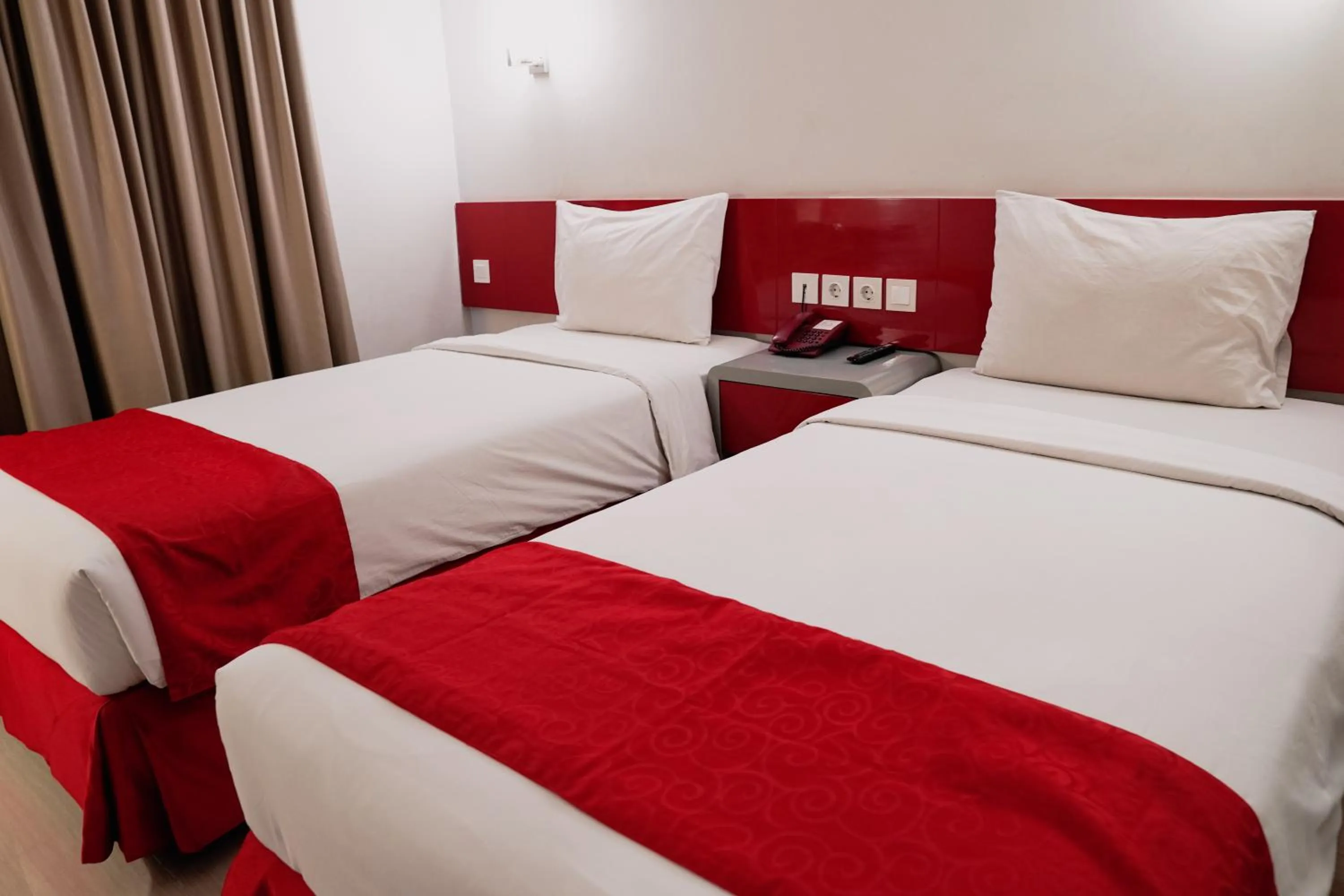 Bed in Brothers Inn Solo Baru