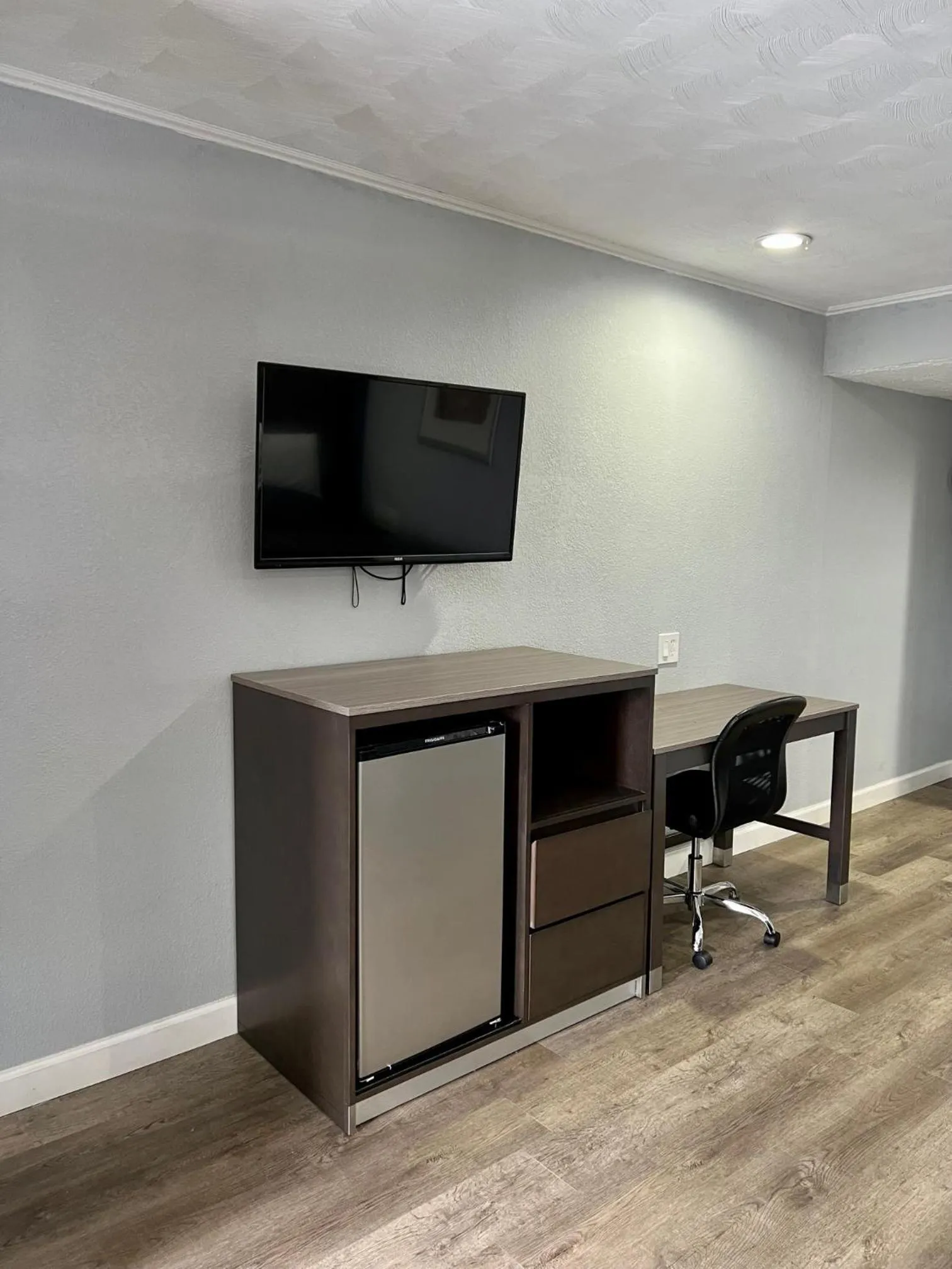 Knights Inn Madison Heights