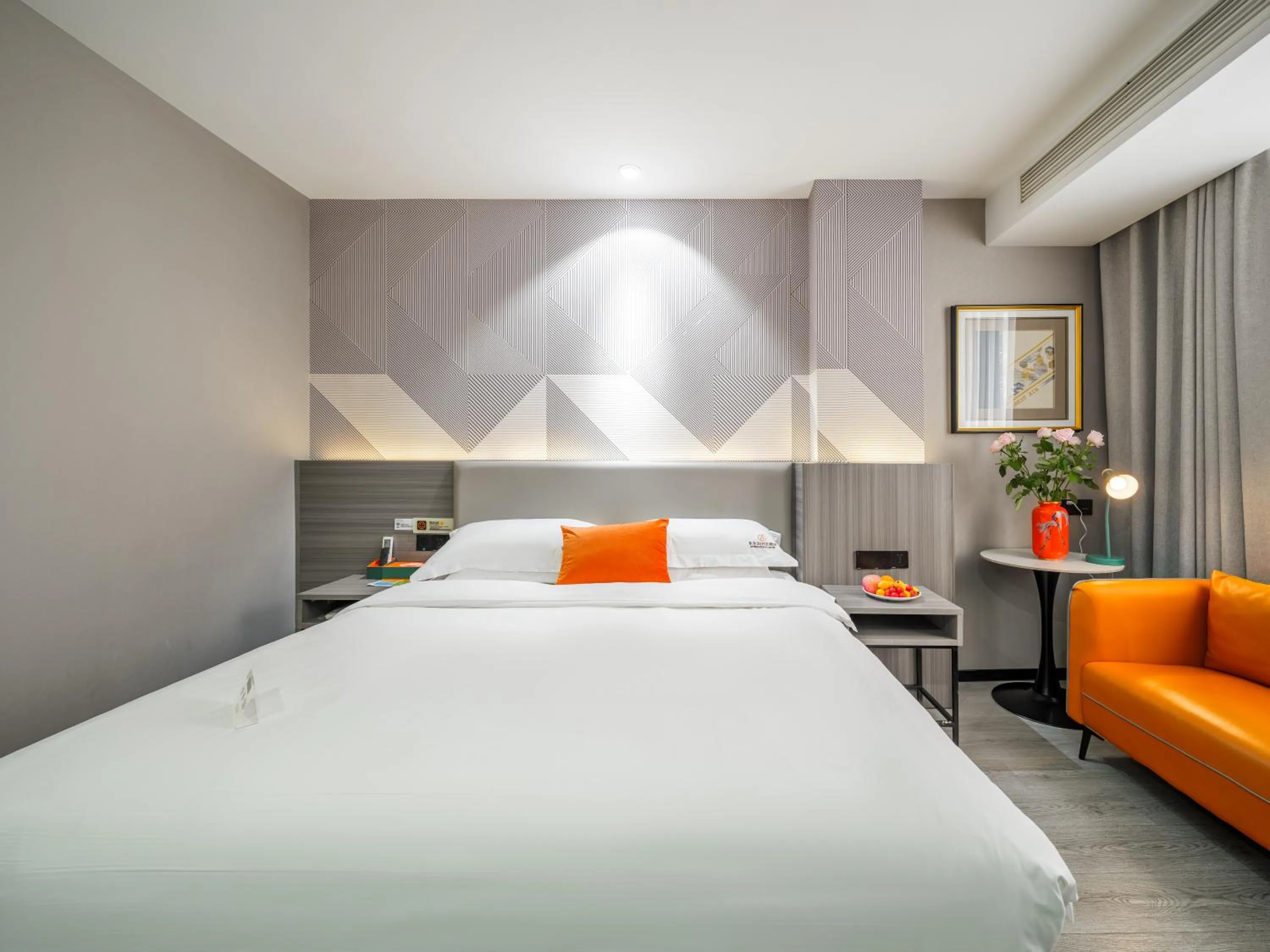 Bed in Orient Rose International Hotel