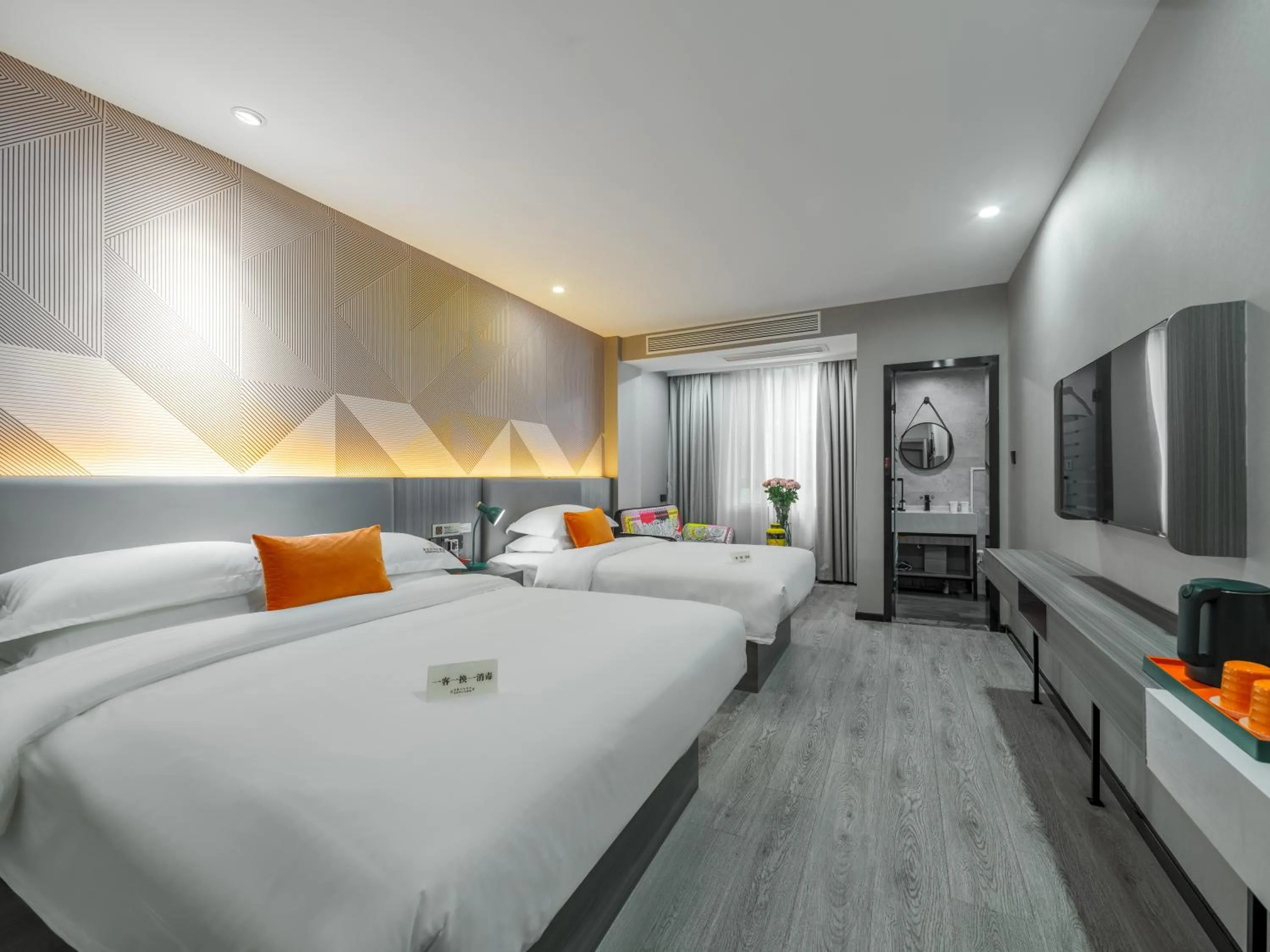 Bedroom, Bed in Orient Rose International Hotel