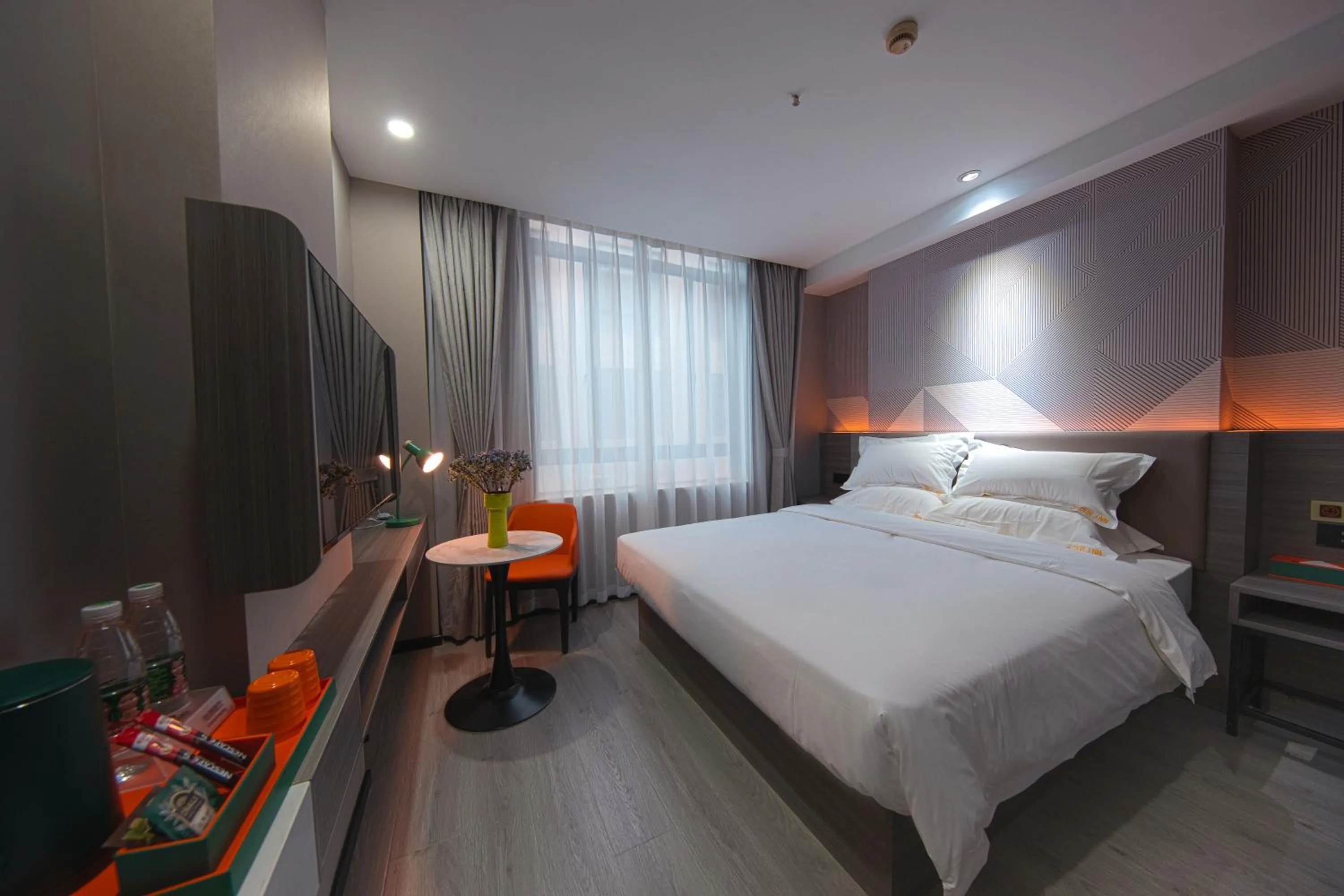 Photo of the whole room, Bed in Orient Rose International Hotel