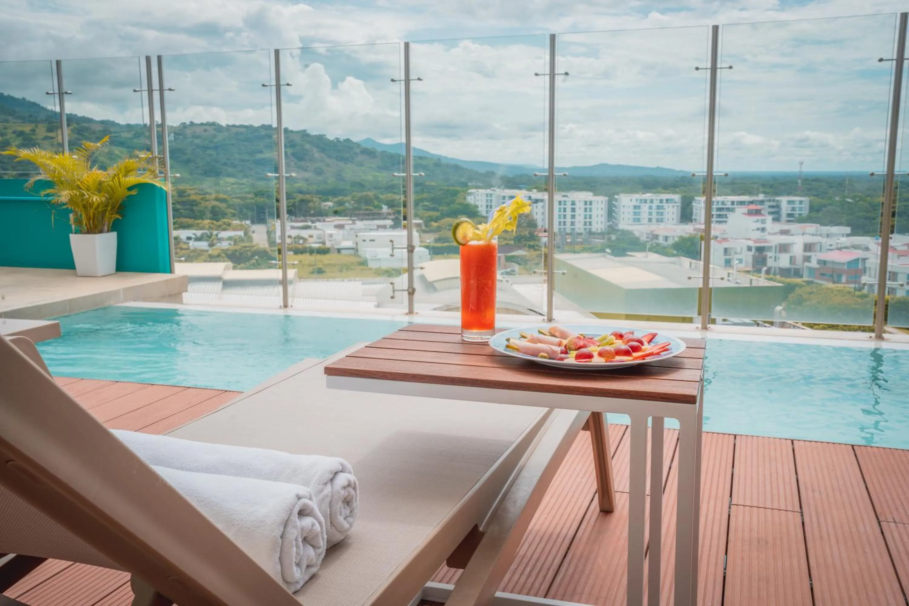 Mountain view in Holiday Inn Express Yopal by IHG