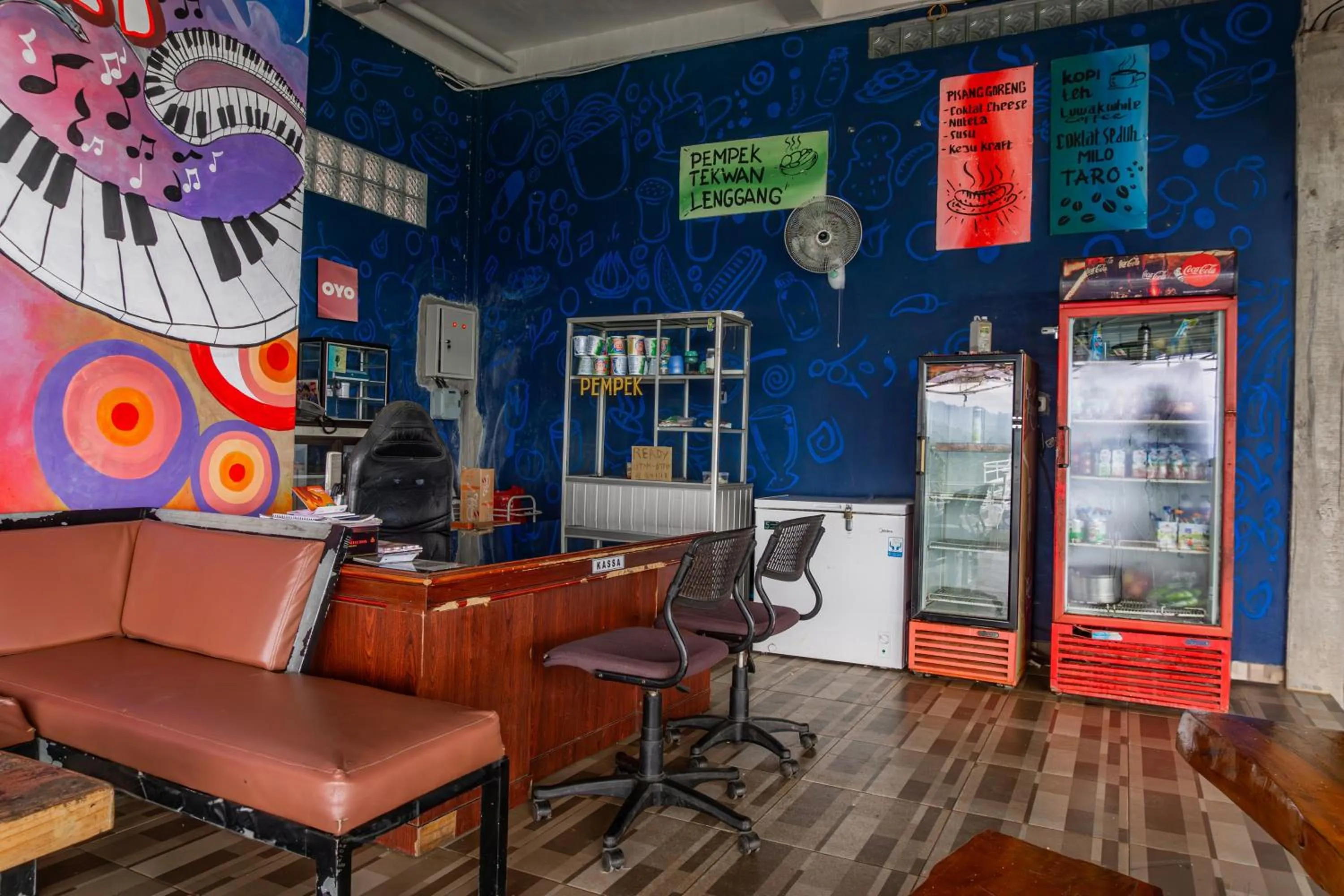 Lobby or reception in OYO 93812 Tebing Vieatnam