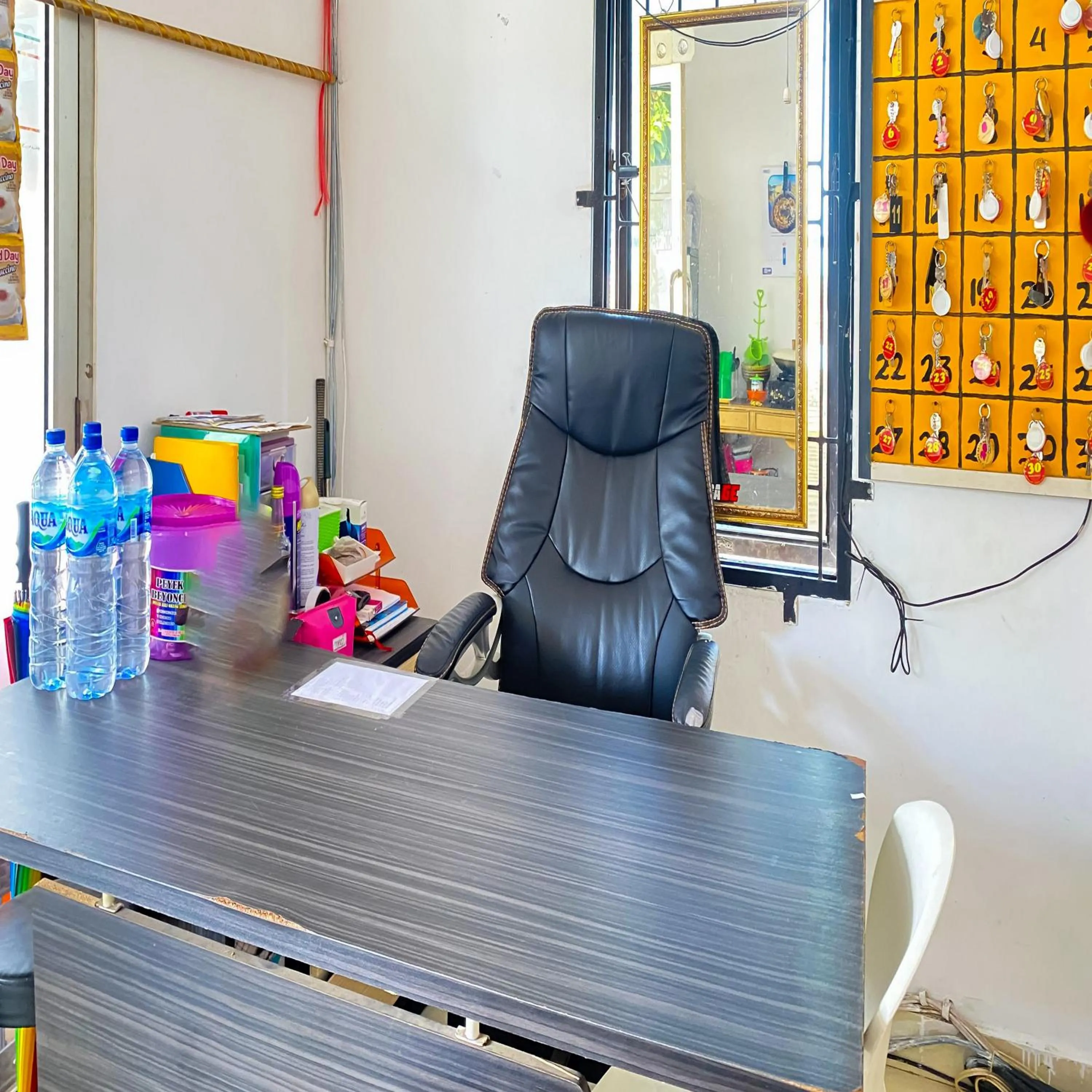 Lobby or reception in Wisma Al-Araf Syariah Mitra RedDoorz Palembang