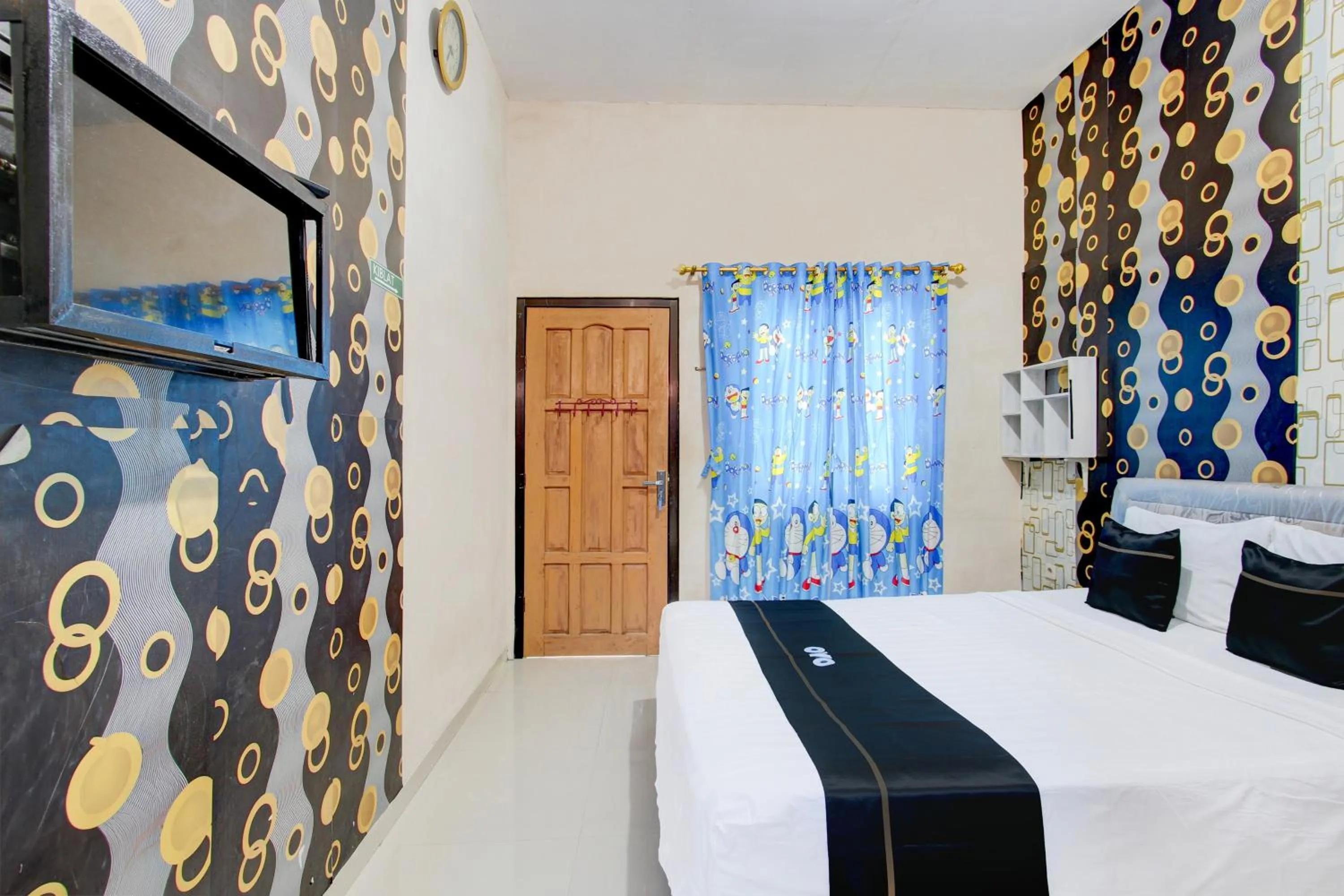 Bedroom in Capital O 93829 Alika Homestay Syariah