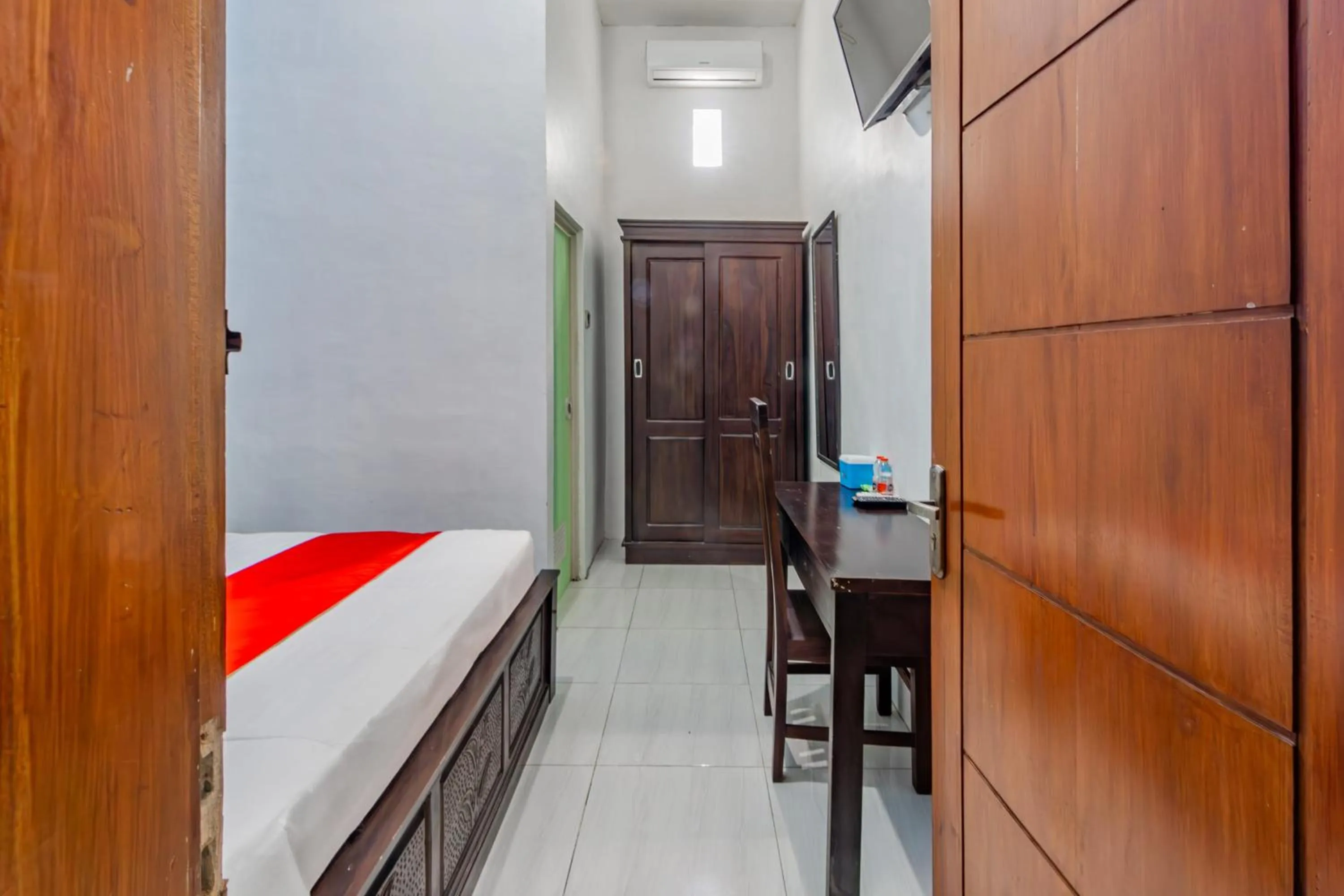 Bedroom in Hotel O Ipeda Family Residence