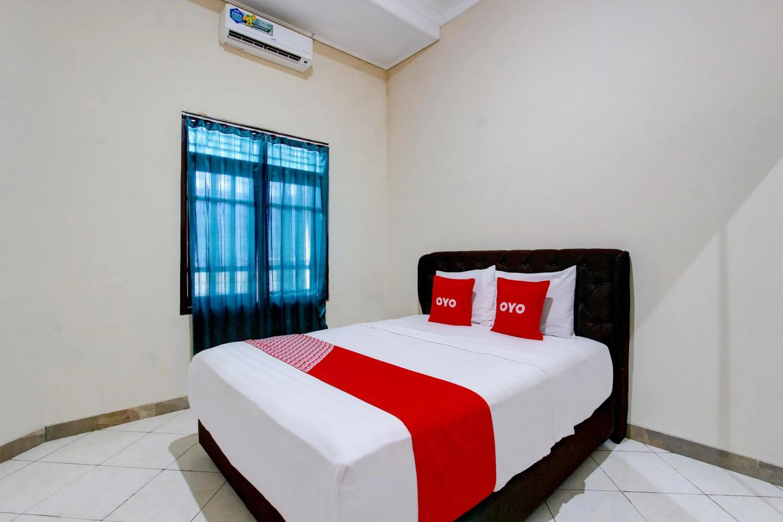 Bedroom, Bed in Hotel O Delia Inn Syariah