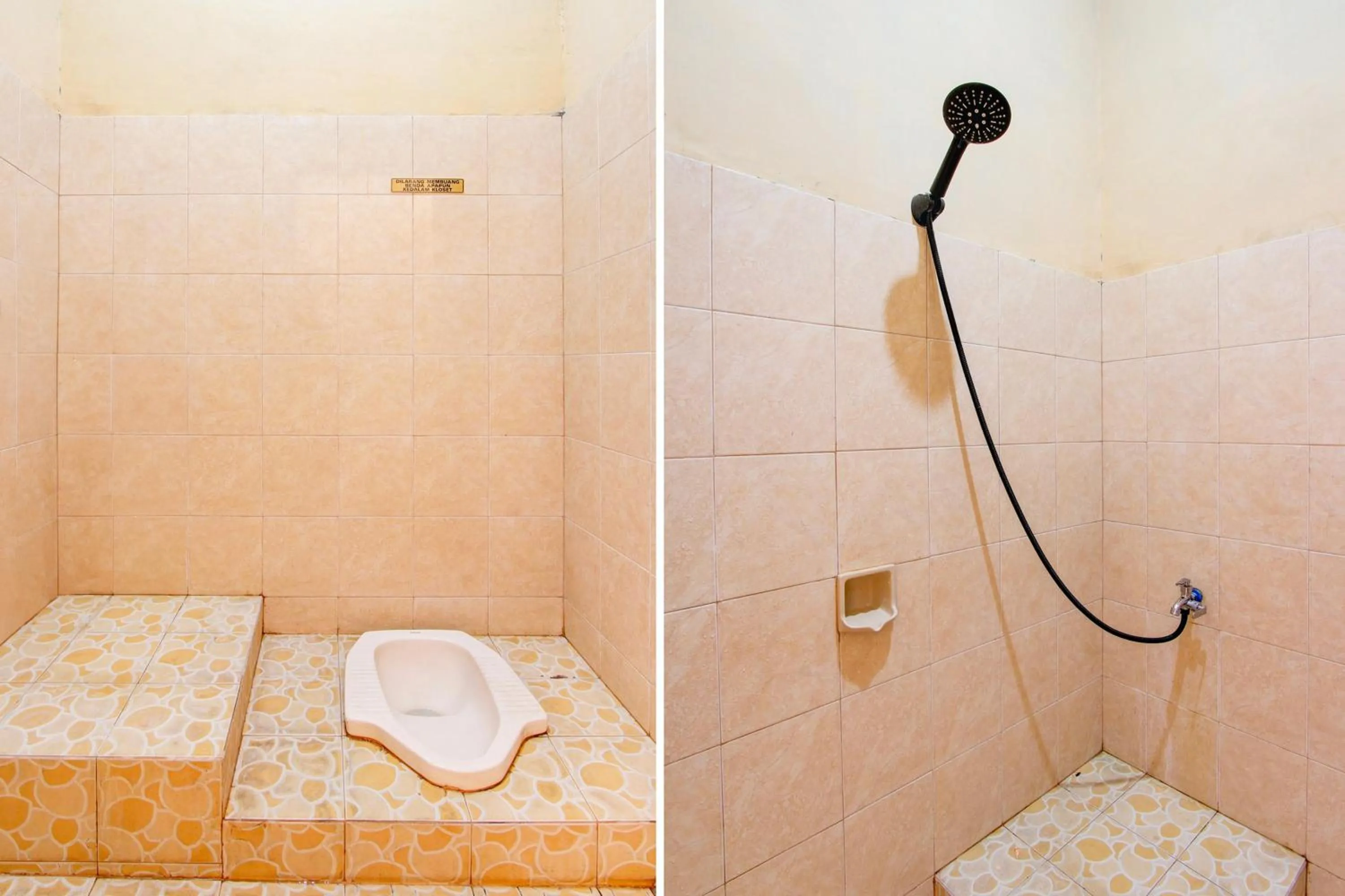 Bathroom in Hotel O Delia Inn Syariah