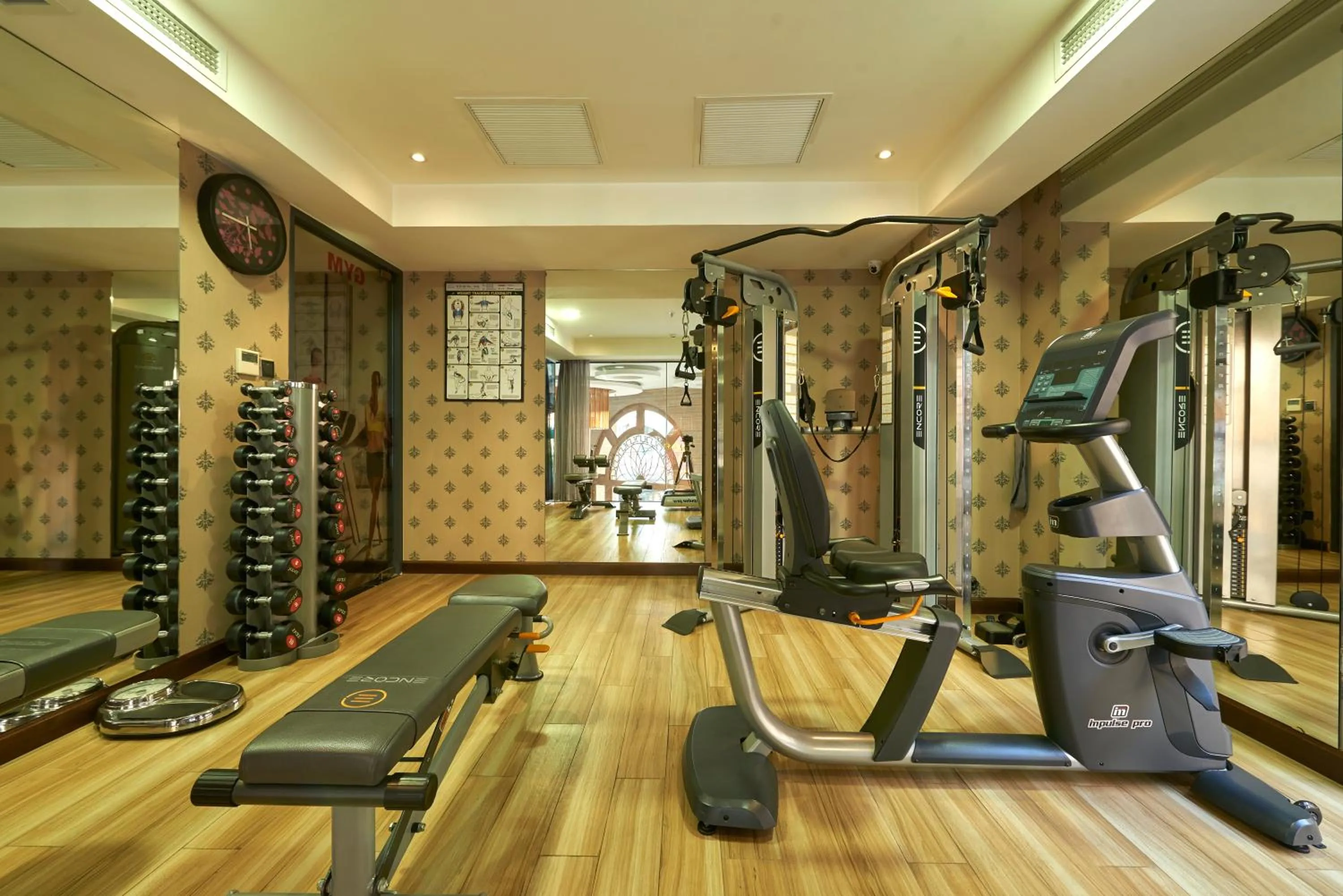 Fitness centre/facilities in Athena Hotel
