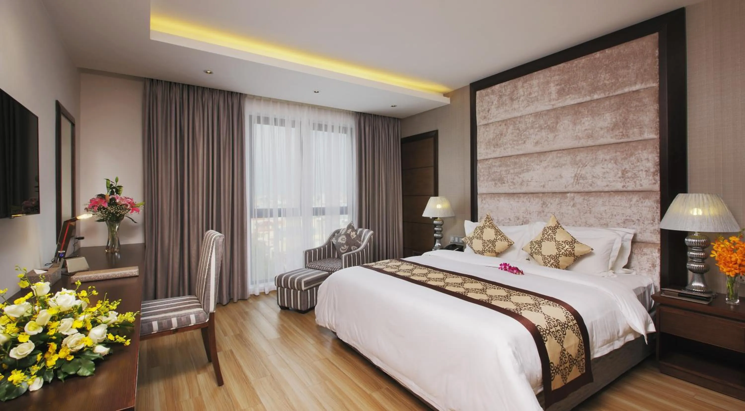 Photo of the whole room, Bed in Athena Hotel