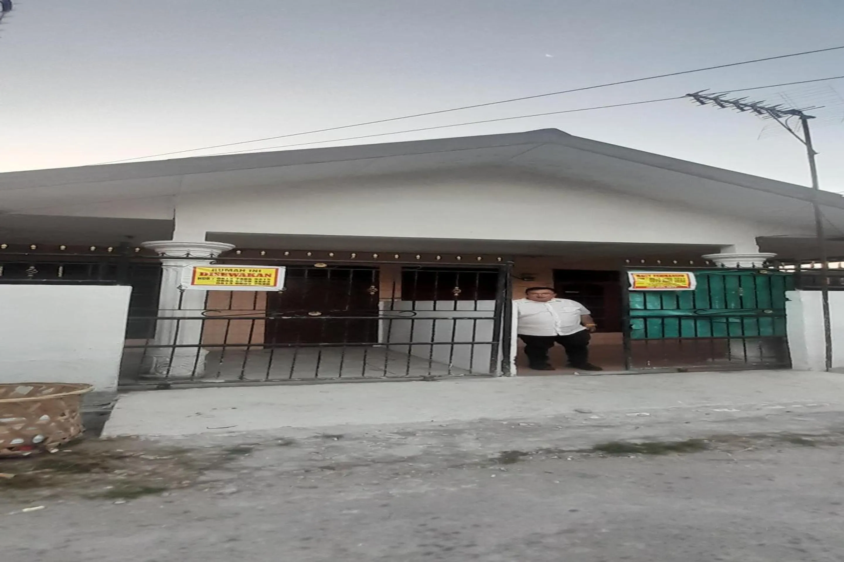 Facade/entrance in Hotel O Fermansio Homestay 2