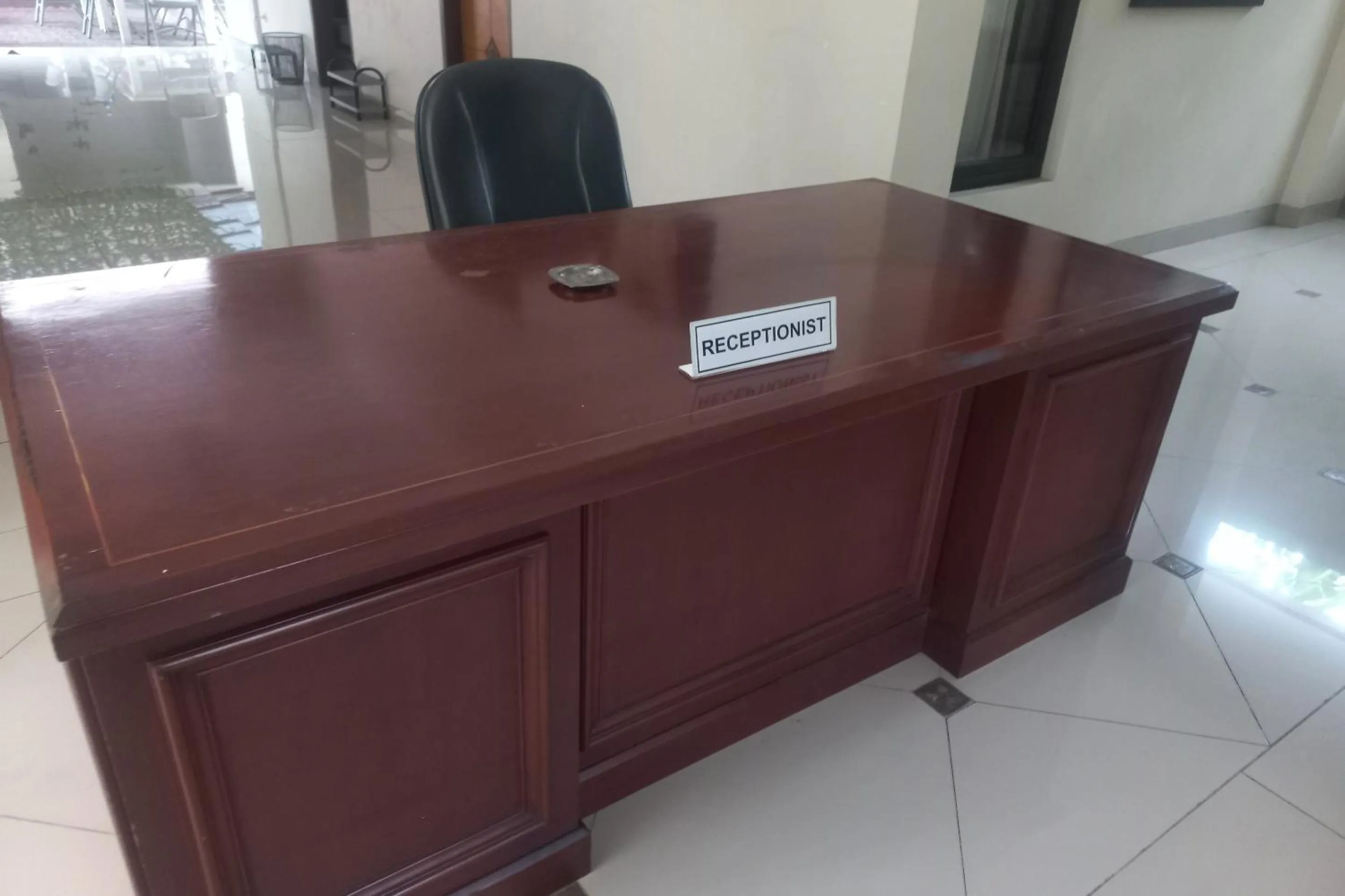 Lobby or reception in Capital O 93872 Natura Guest House Syariah Near alun alun kota purwokerto