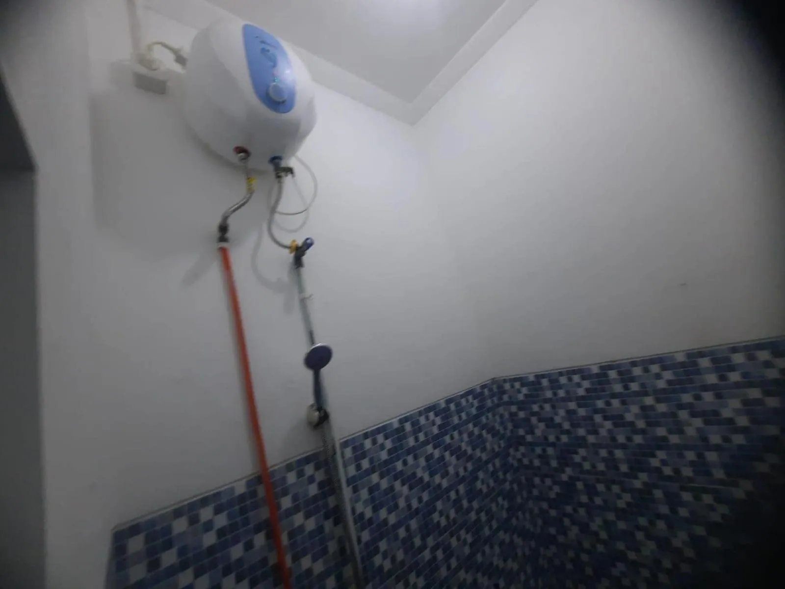 Bathroom in OYO 93870 Damai Guest House Cirebon