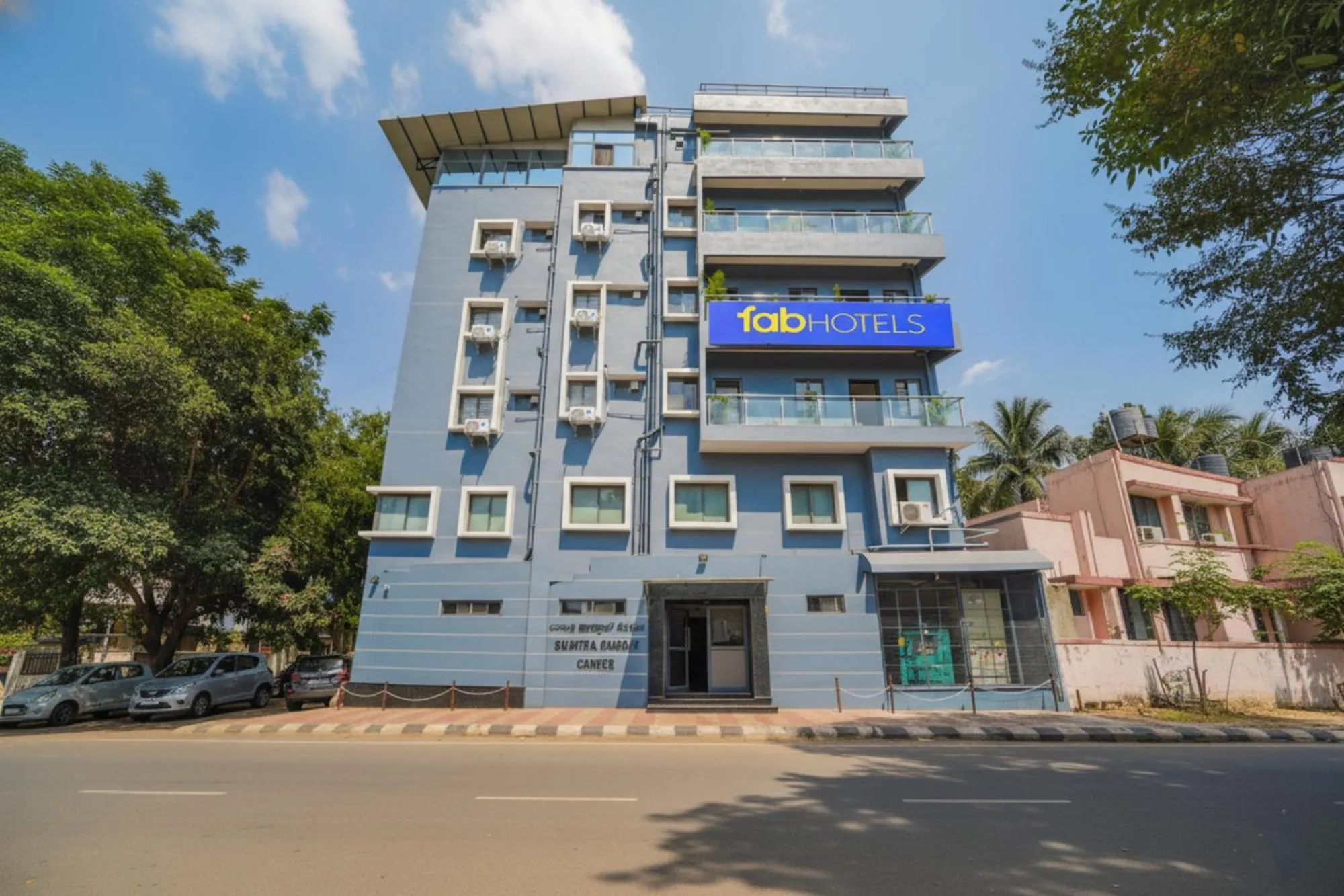 Property building in Via Metro Suites