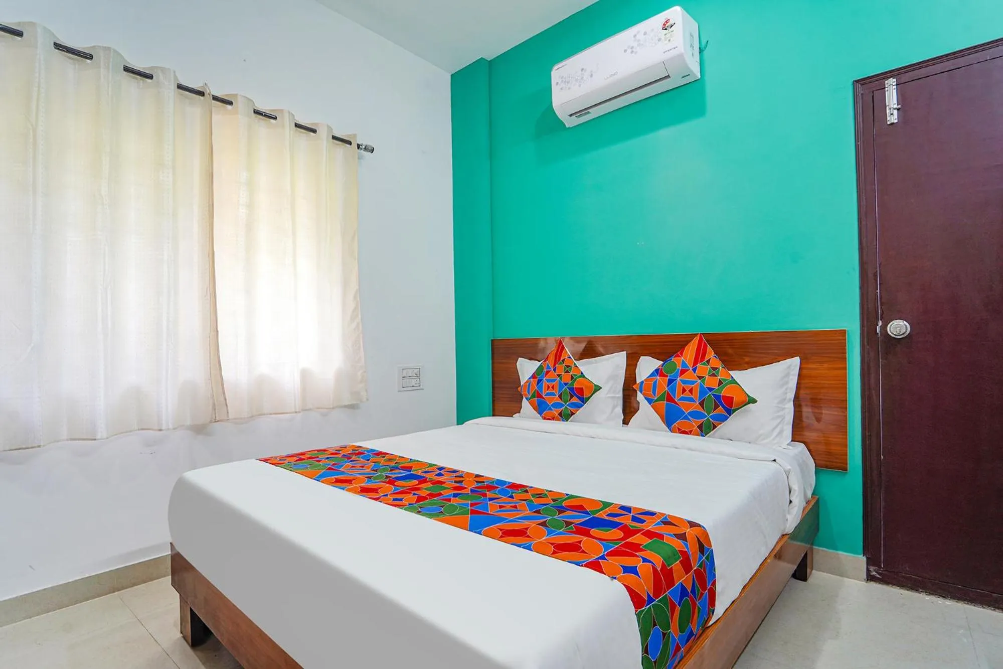 Bed in Via Metro Suites