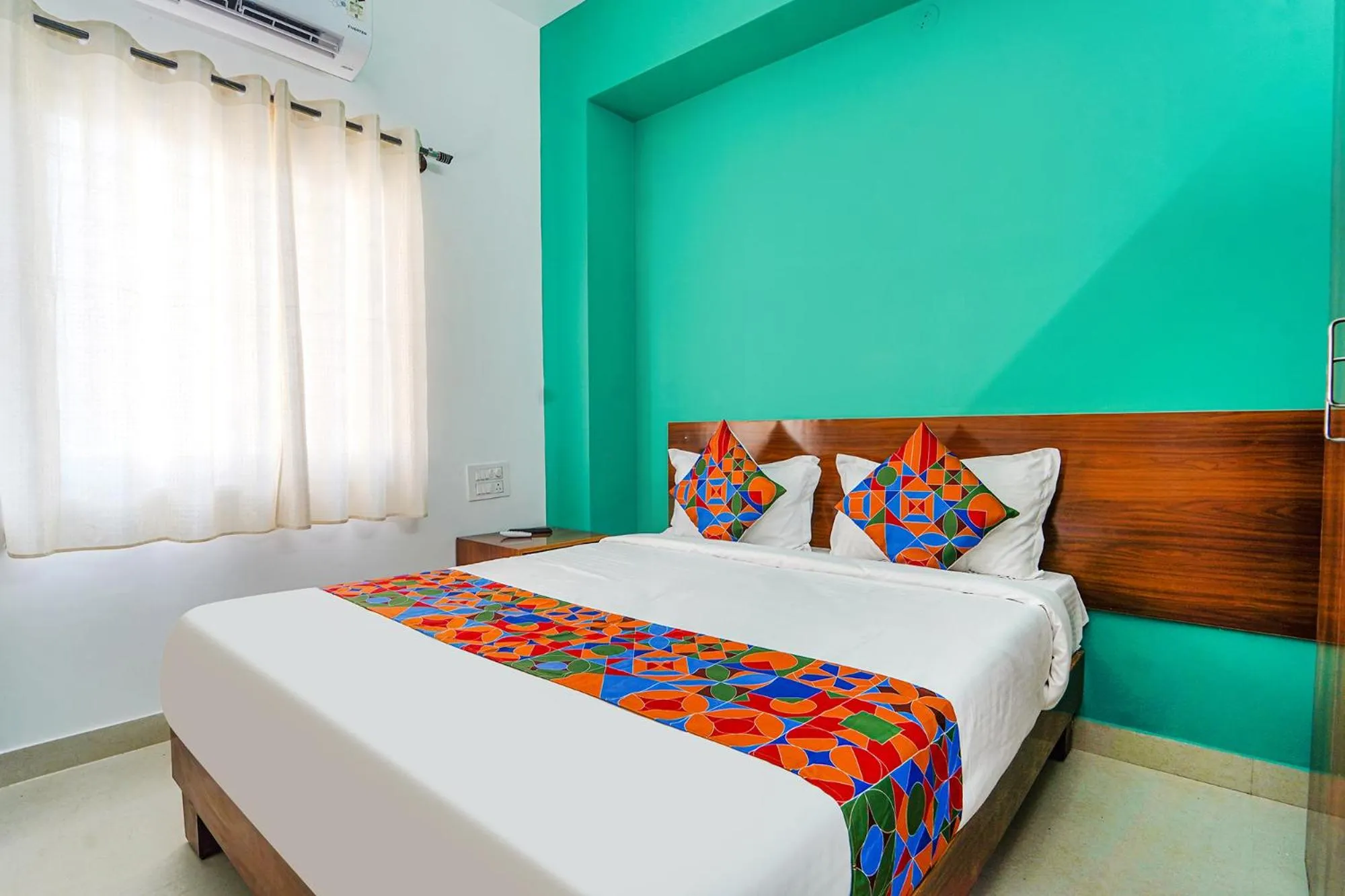 Bed in Via Metro Suites