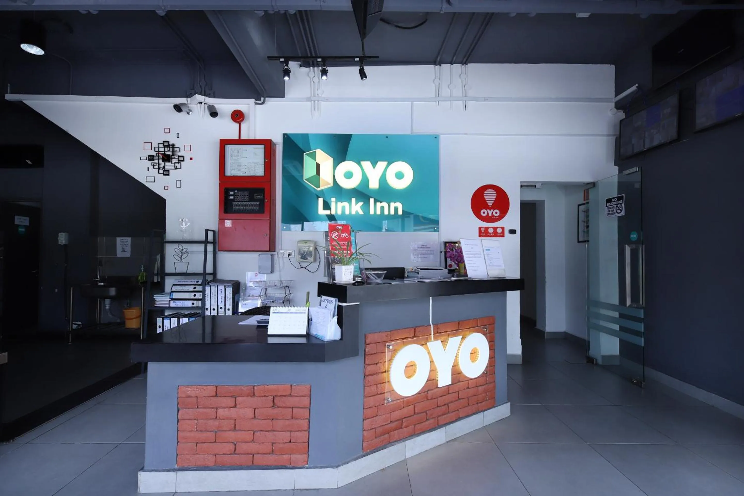 Lobby or reception in Super OYO 246 Link Inn