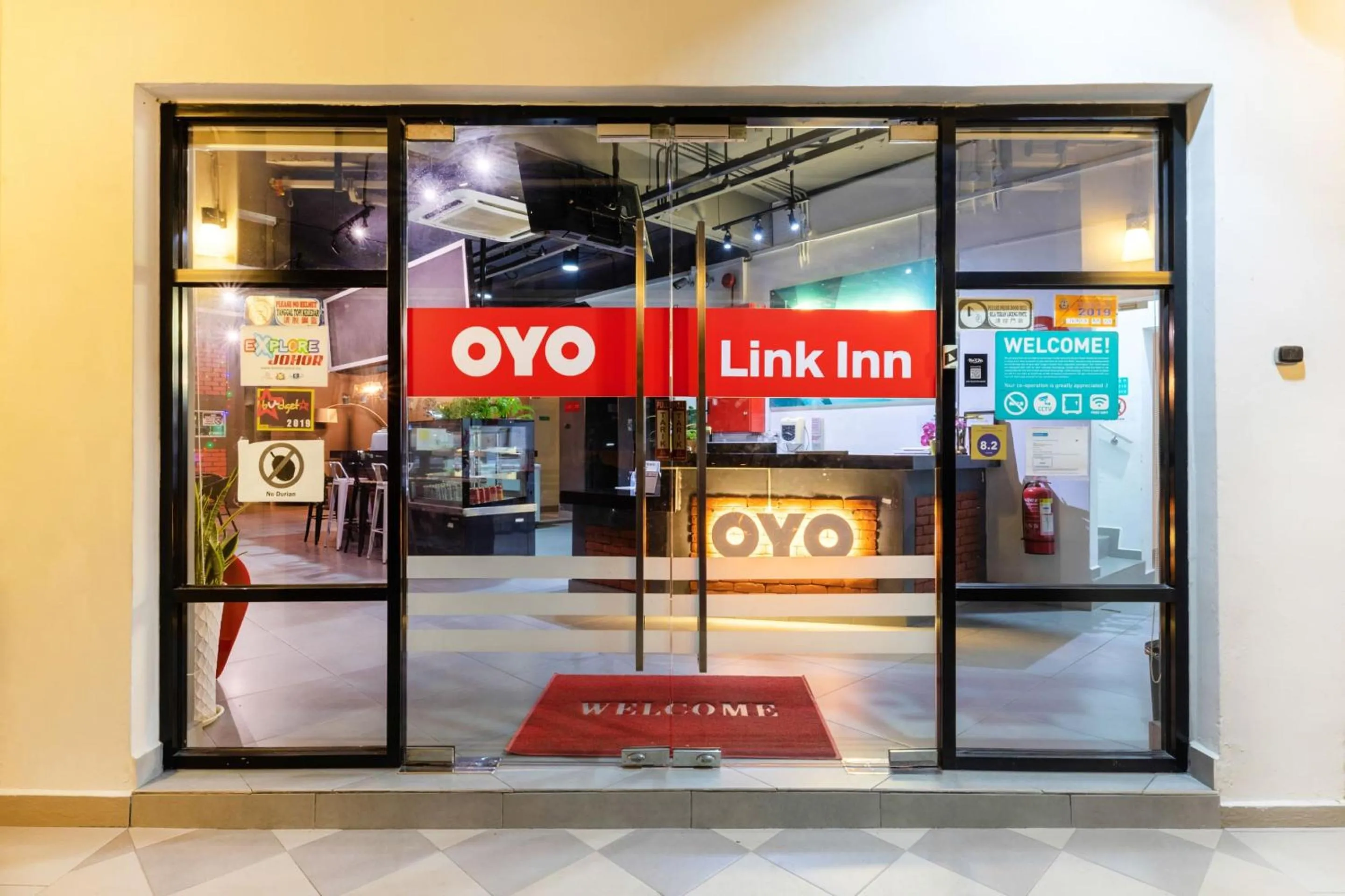 Facade/entrance in Super OYO 246 Link Inn