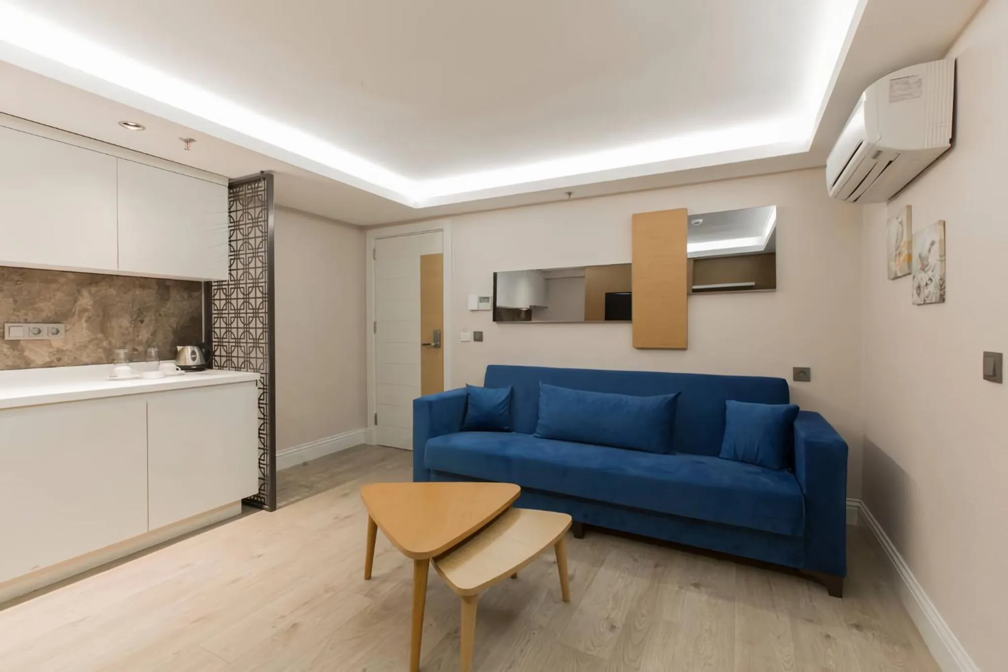 Living room in Carina Park Suites Nisantasi