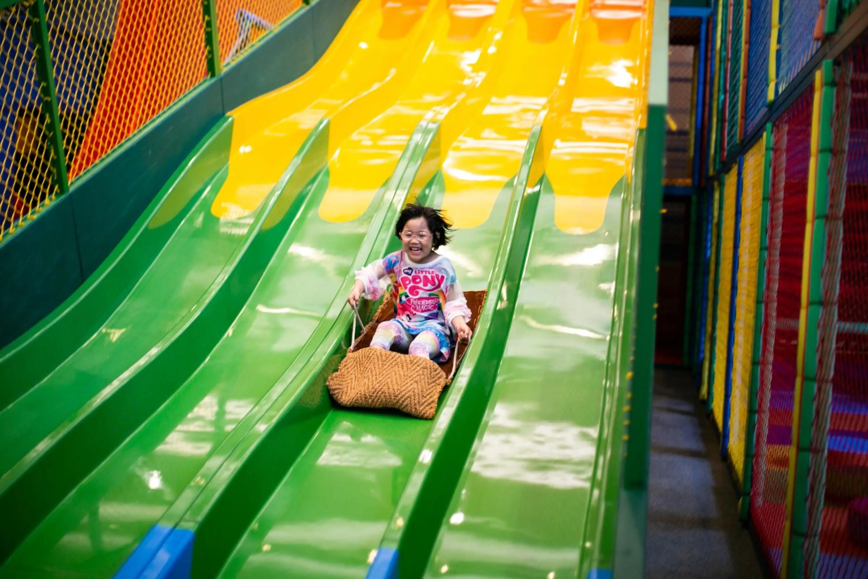 children in Shangri-La Sanya