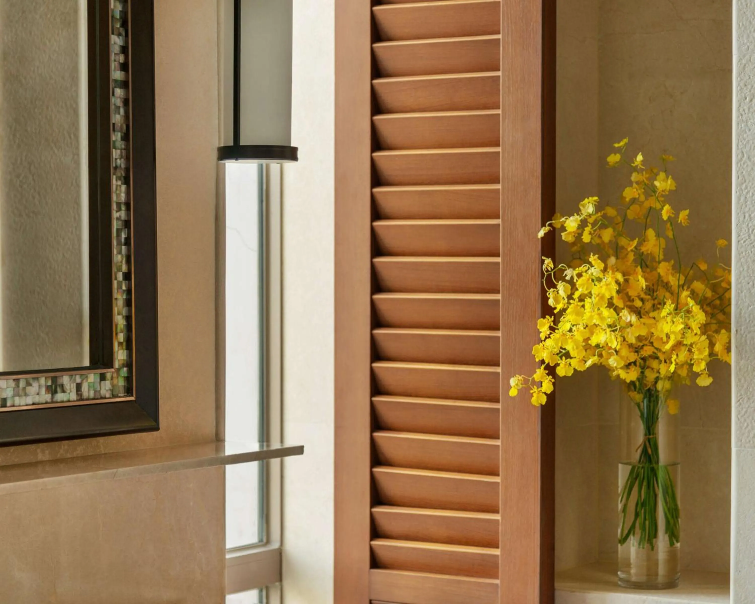 Photo of the whole room in Shangri-La Sanya