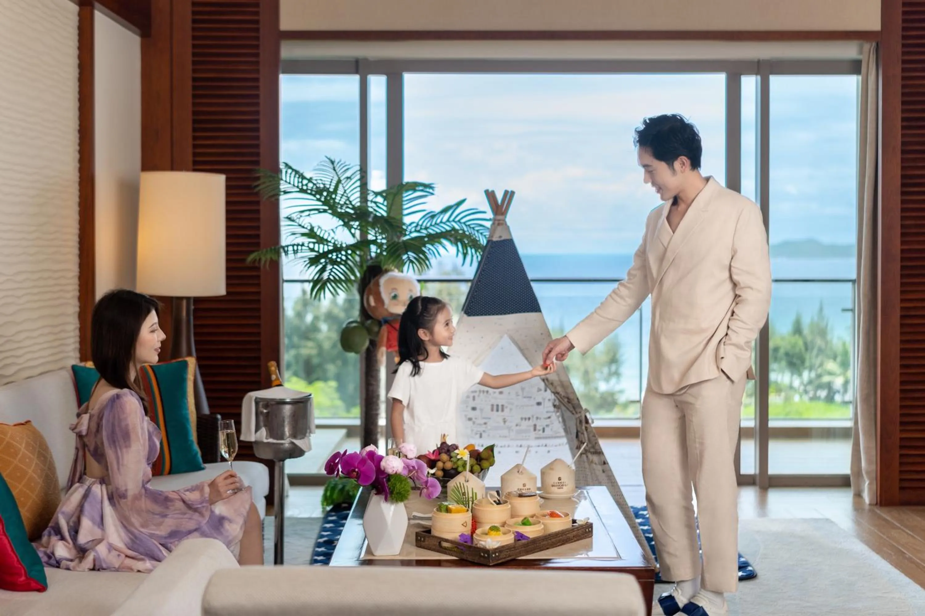 People in Shangri-La Sanya