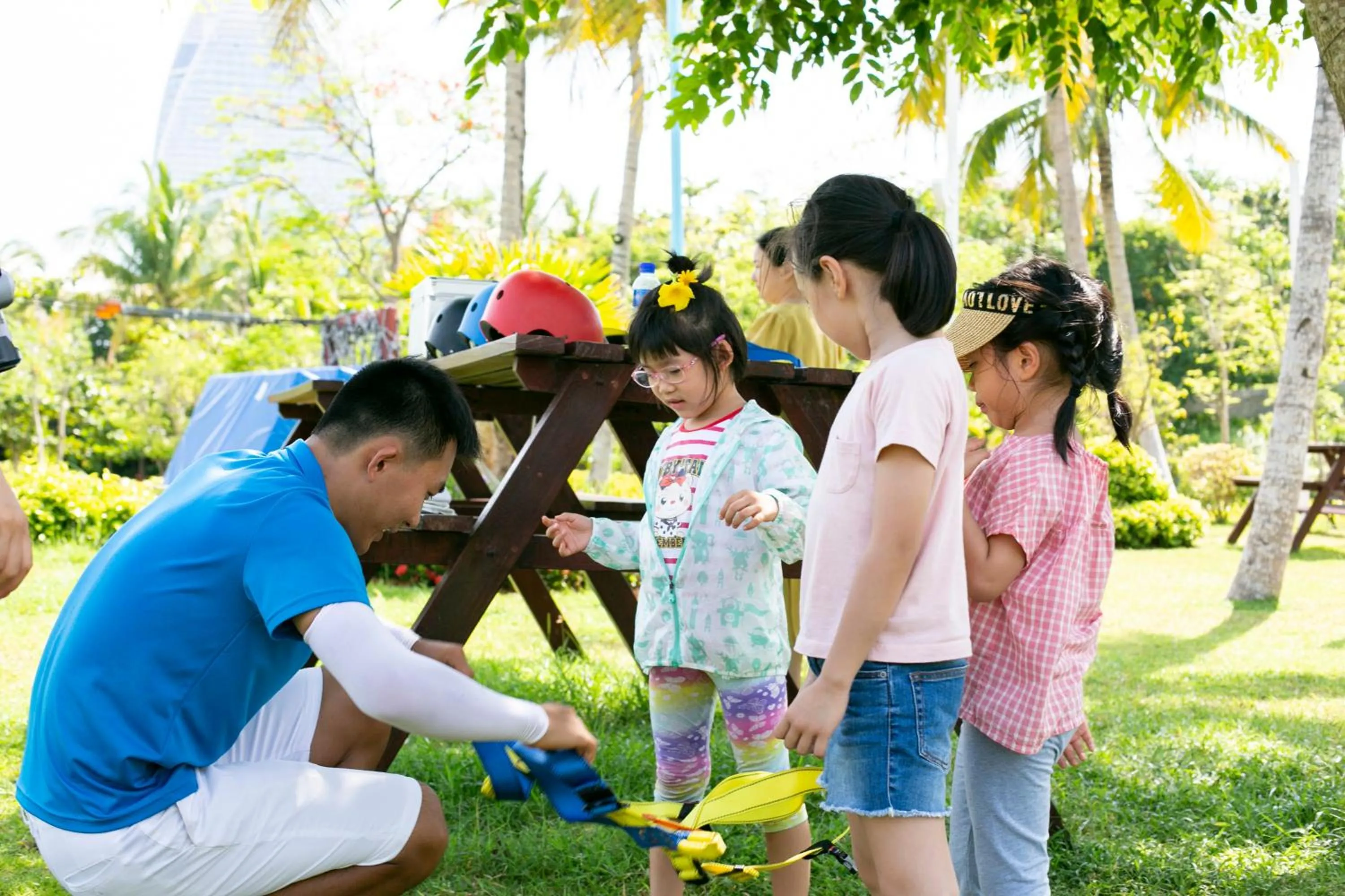 children in Shangri-La Sanya