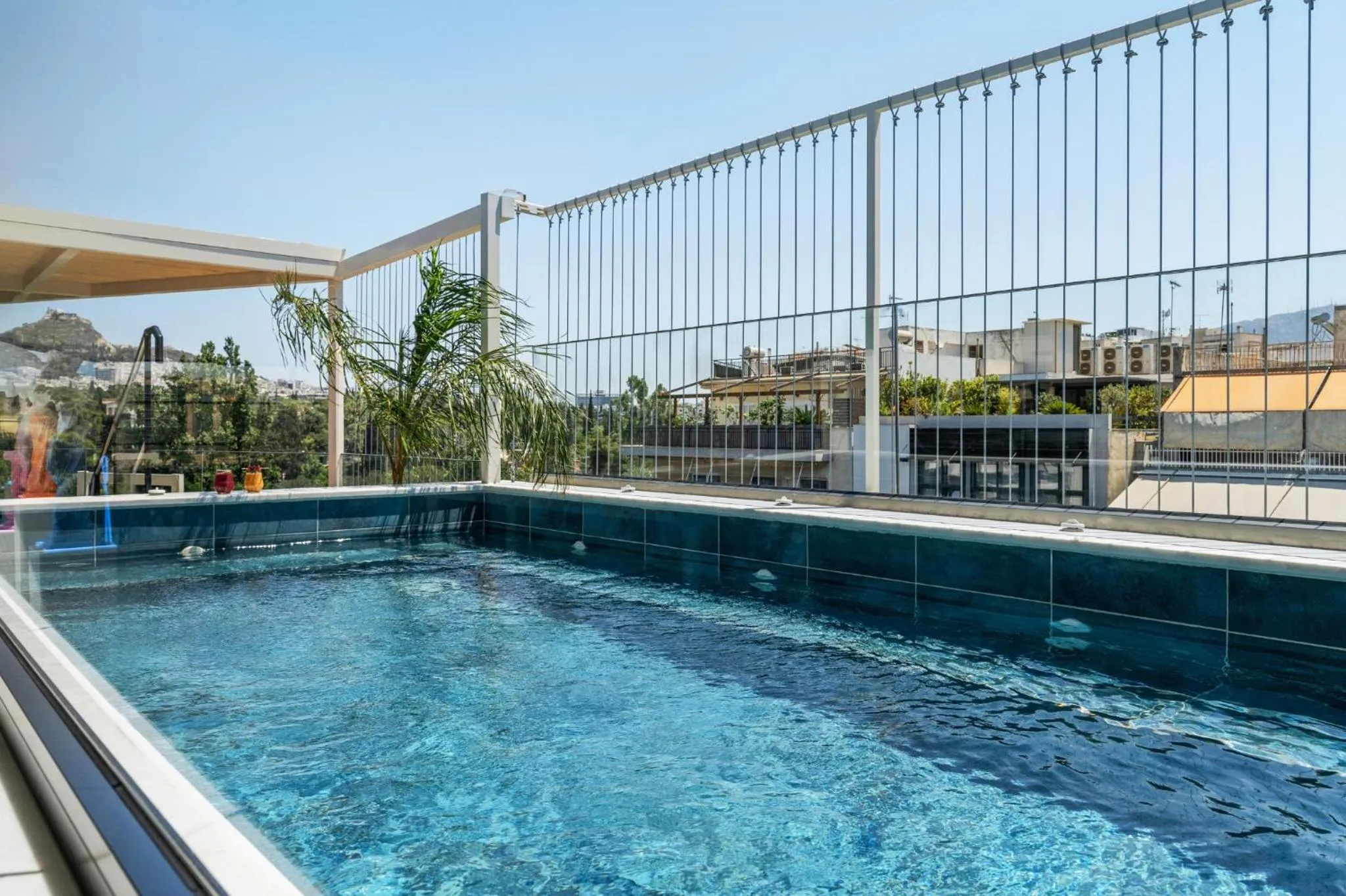 Swimming pool in The Athenaeum Luxury Hotel