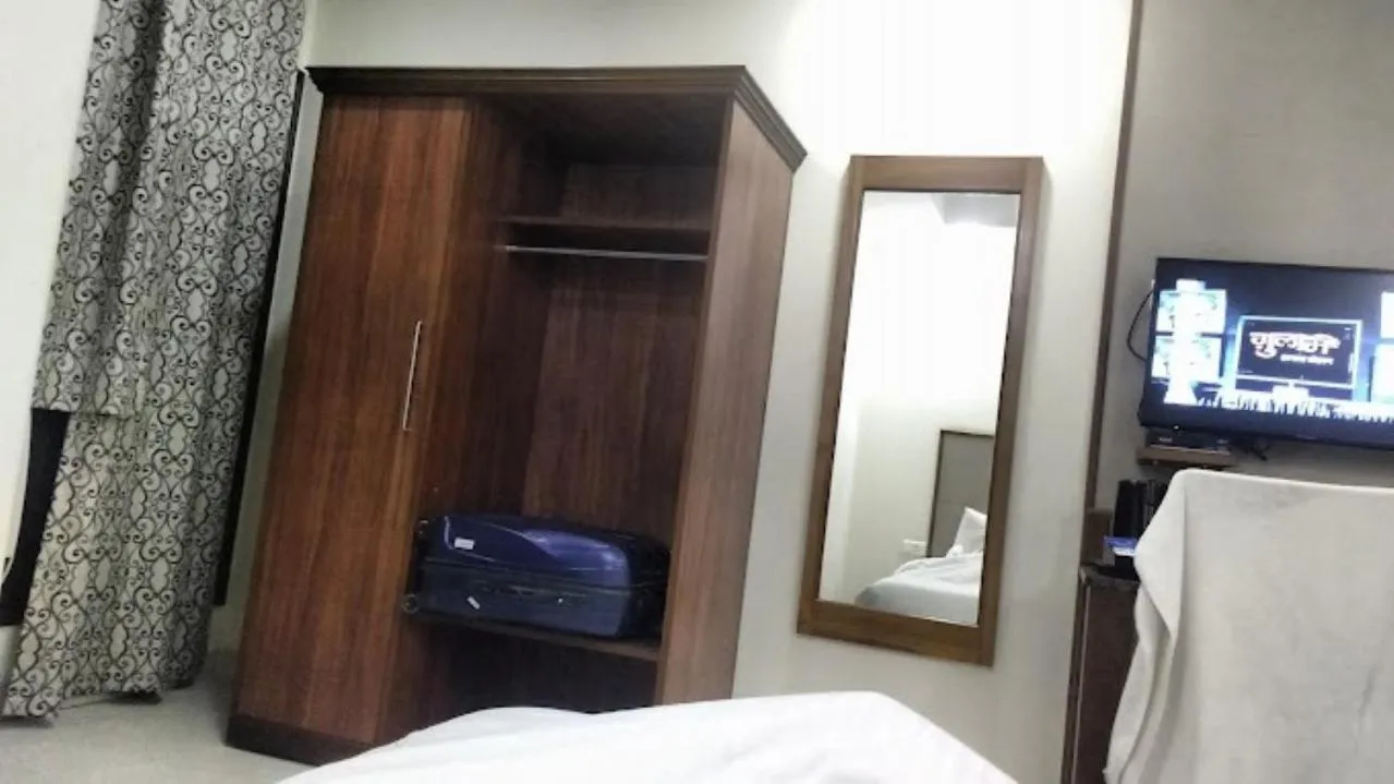 Photo of the whole room, TV/Entertainment Center in Hotel Rainbow Ghaziabad