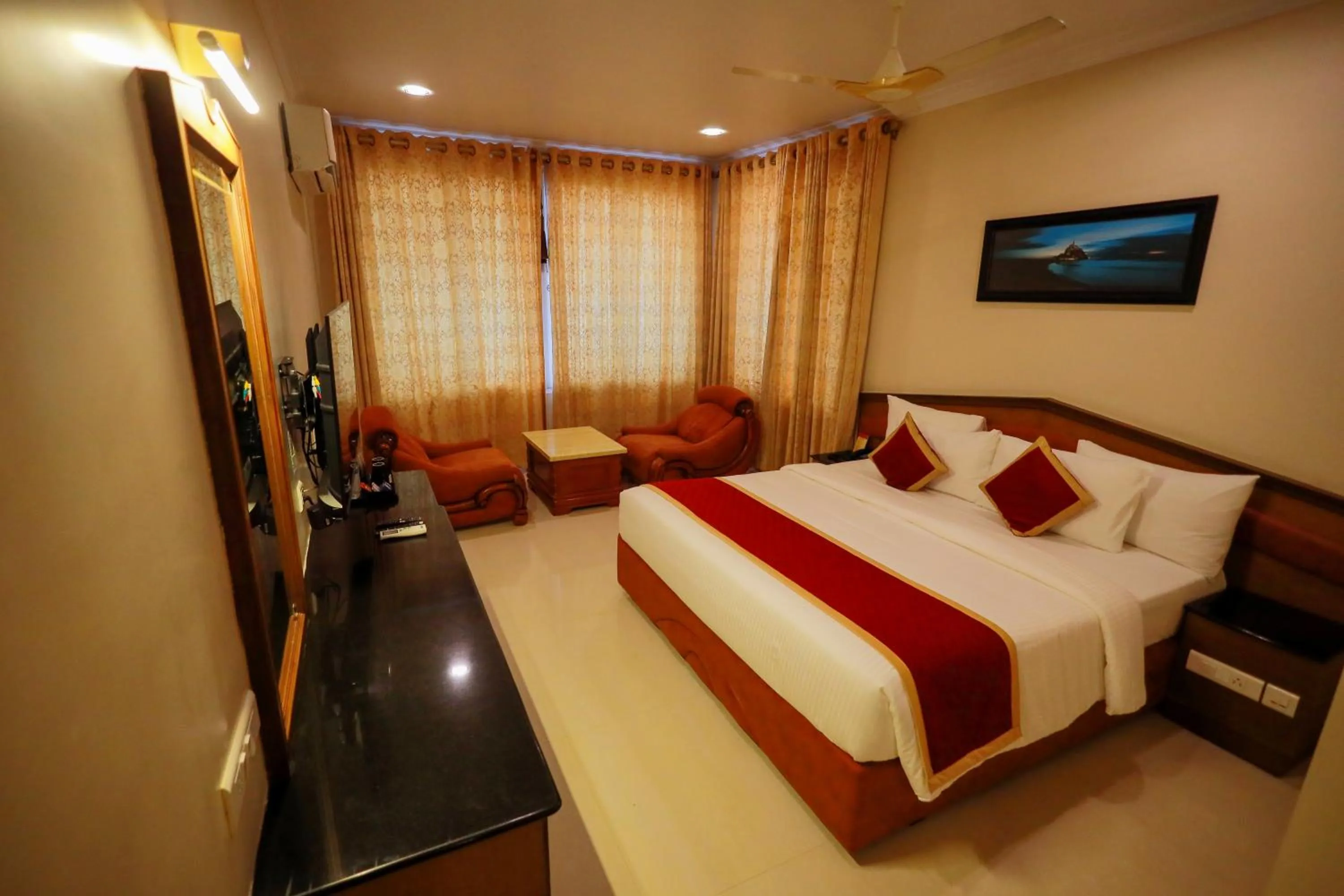 Bedroom, Bed in THE SEASHORE HOTEL