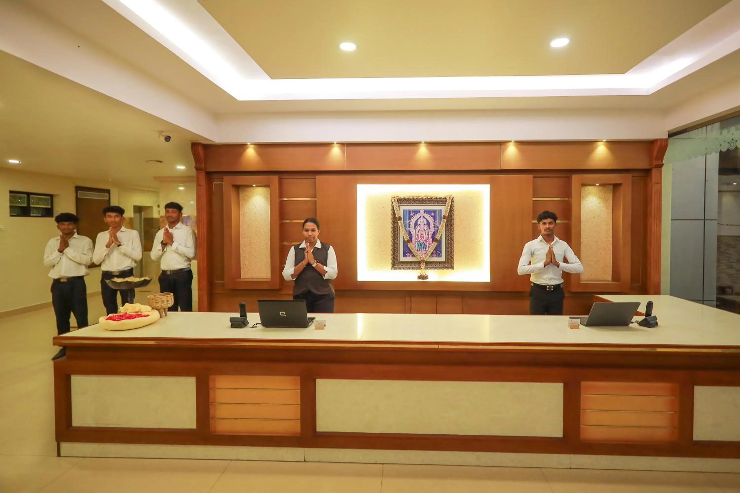 Lobby or reception in THE SEASHORE HOTEL