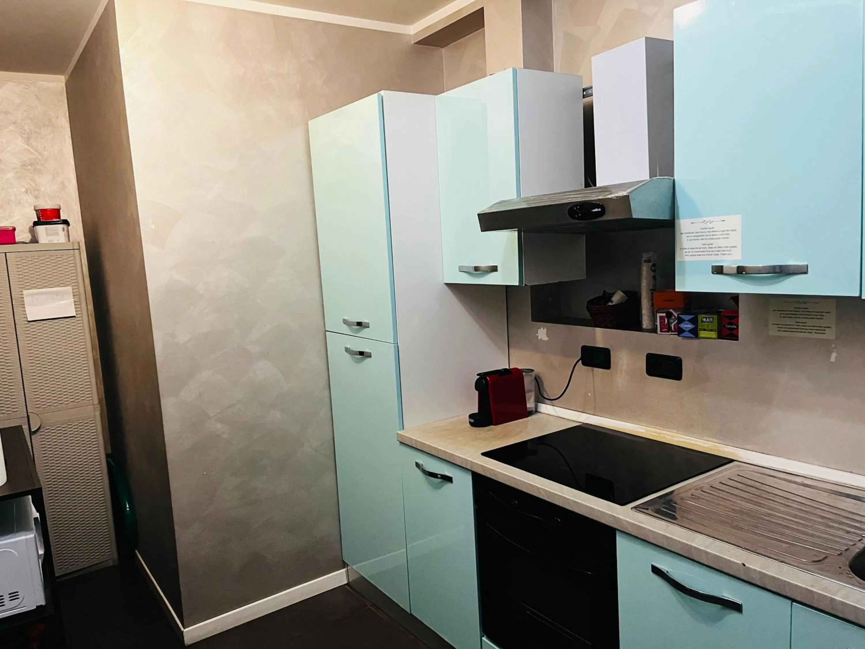 Kitchen or kitchenette in B&B Roma