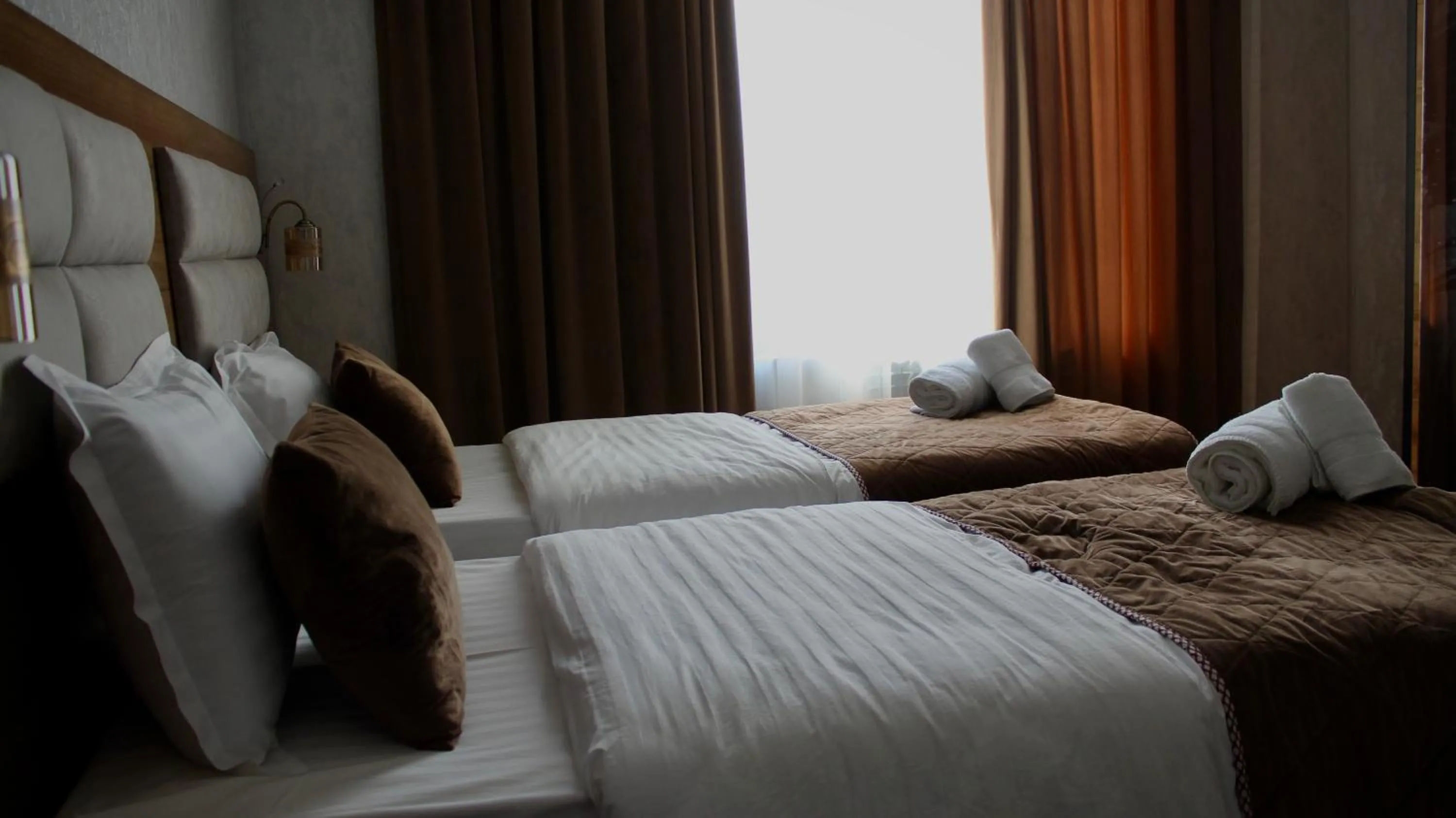 Photo of the whole room, Bed in Grand Shosh Hotel