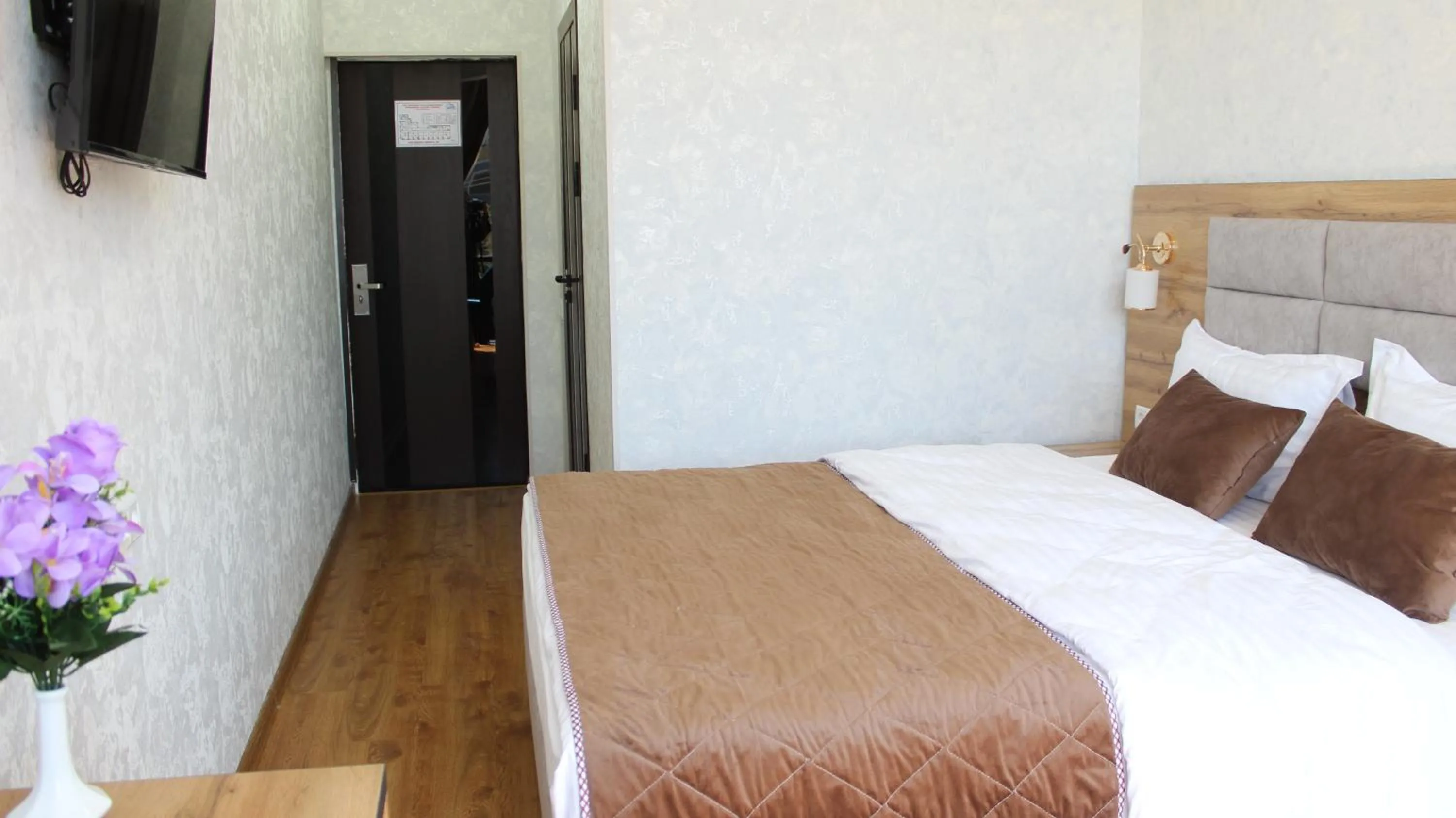 Bed in Grand Shosh Hotel