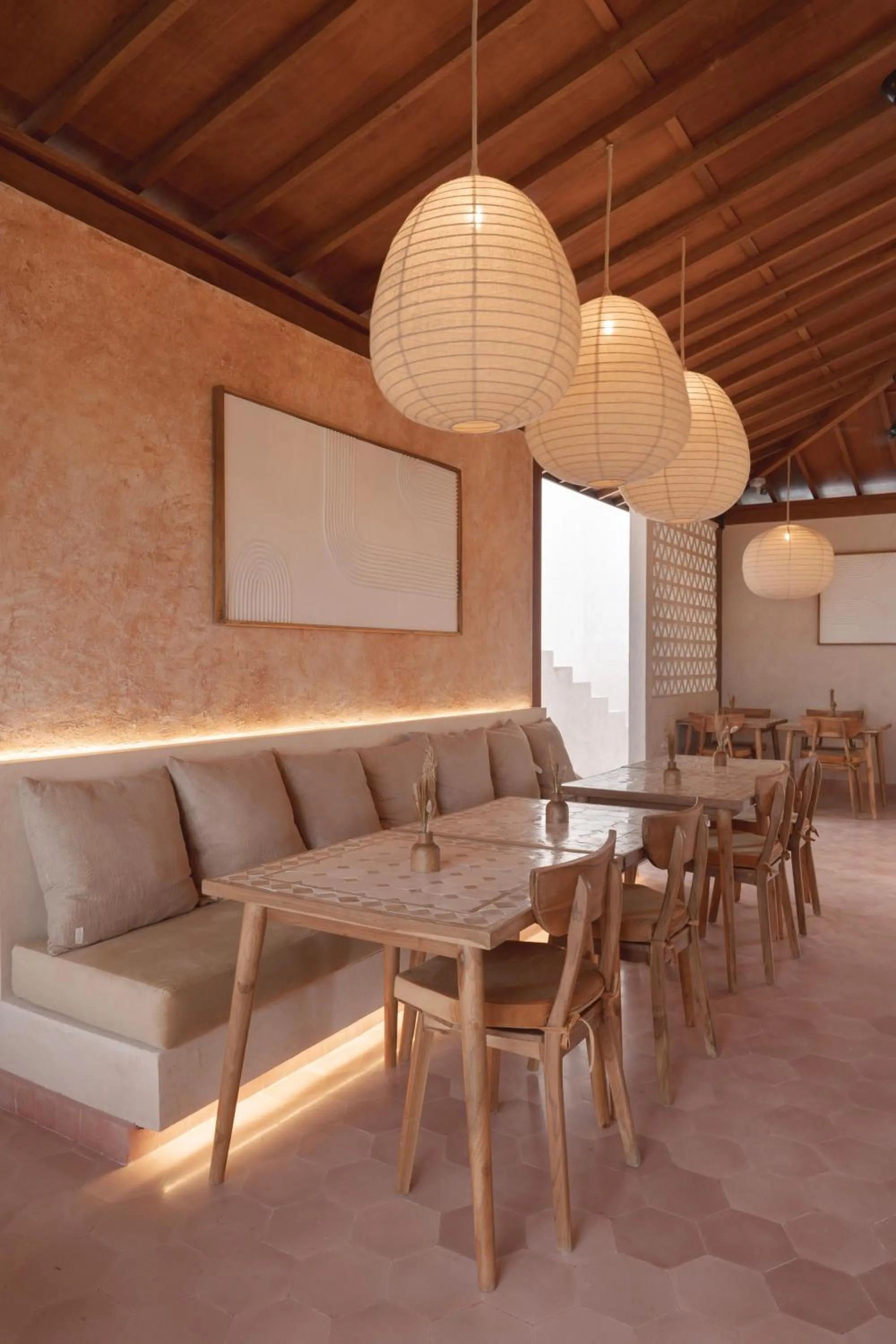 Restaurant/places to eat in Dune Seseh