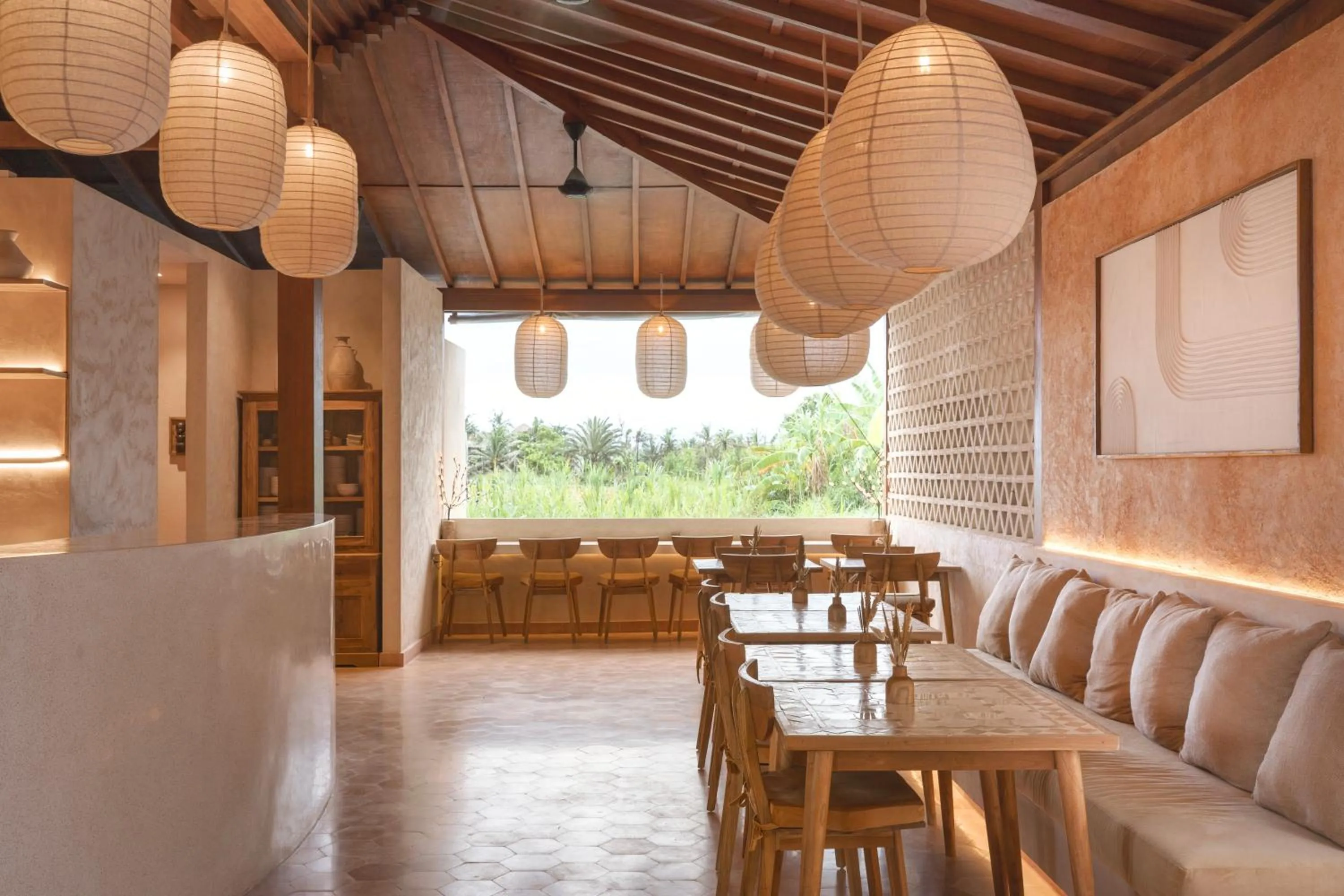 Restaurant/places to eat in Dune Seseh