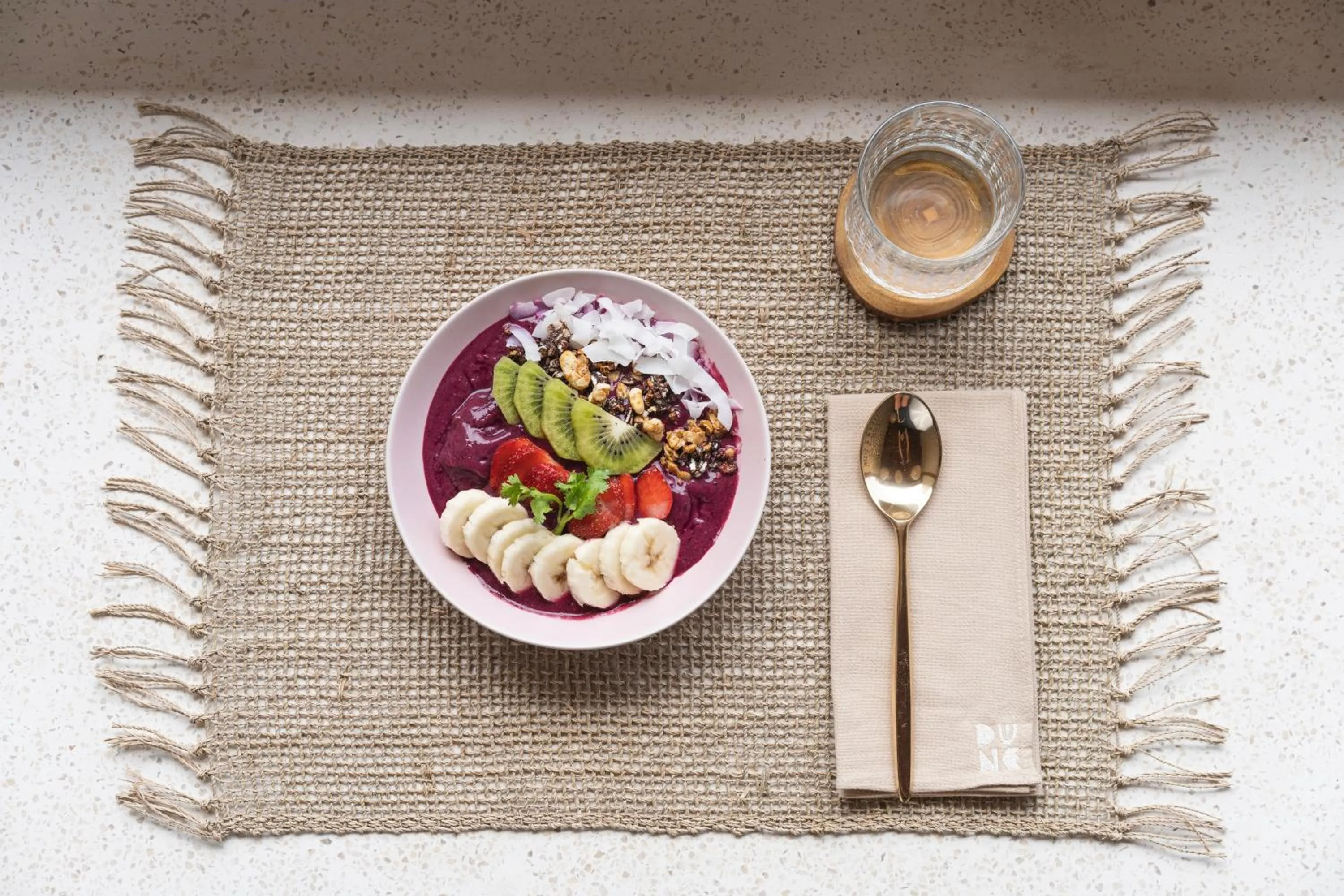 Restaurant/places to eat in Dune Seseh