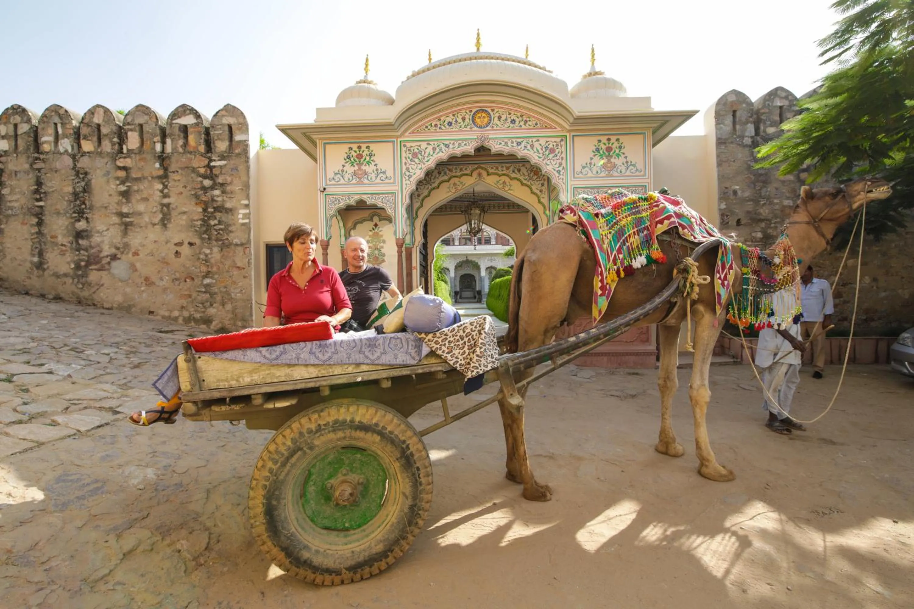 People in Shahpura Haveli