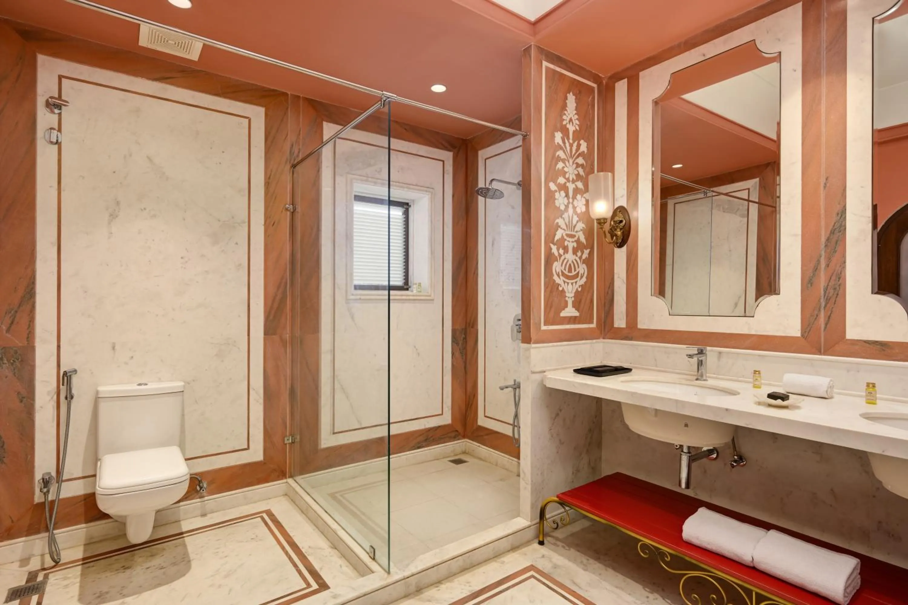 Bathroom in Shahpura Haveli