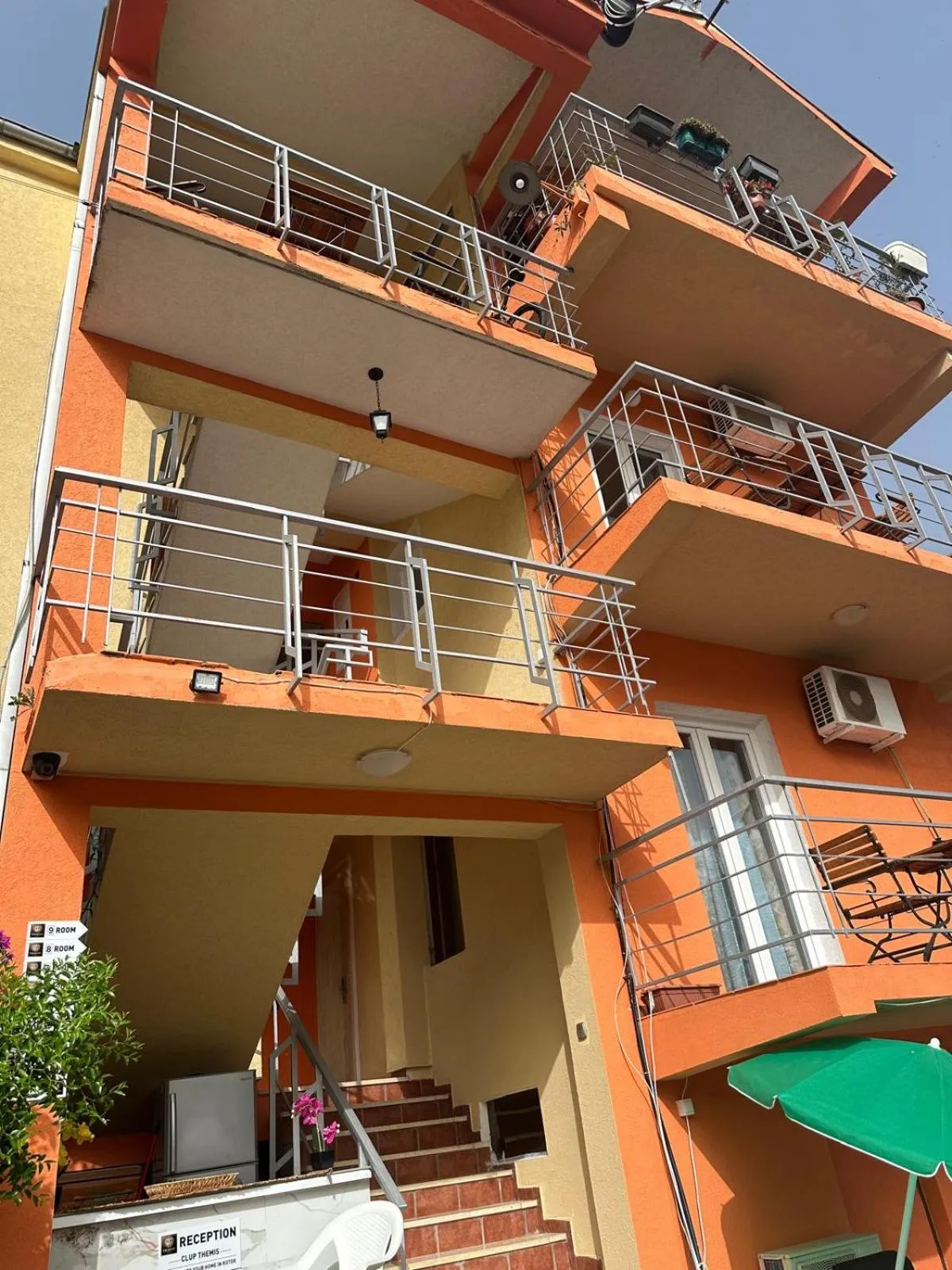 Themis Apartment