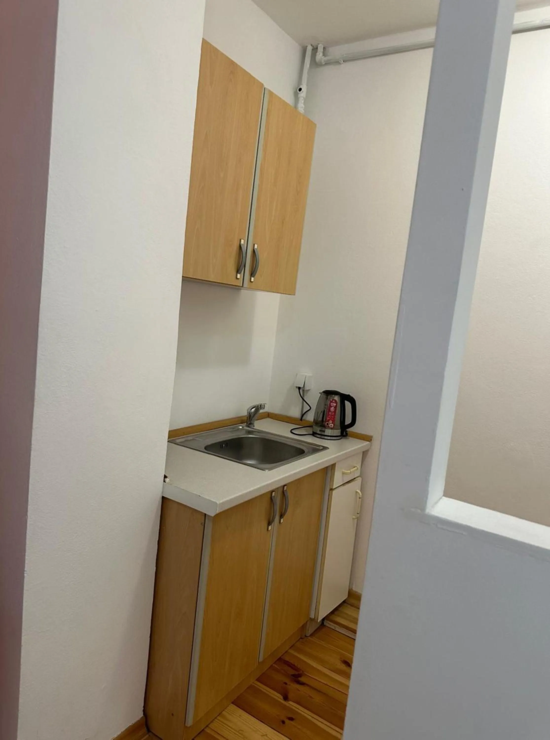 Coffee/tea facilities in Themis Apartment