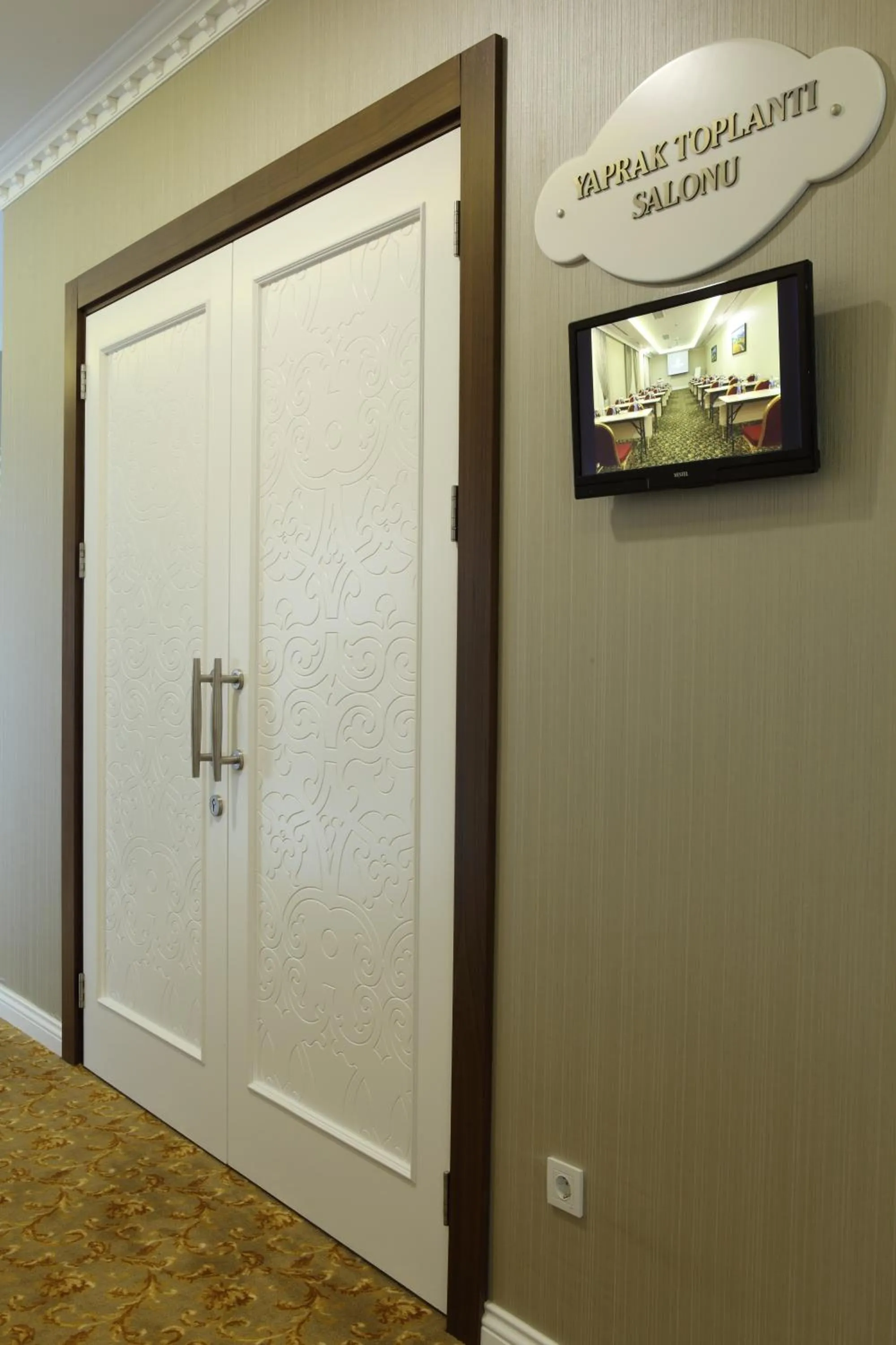 Business facilities in Luxor Garden Hotel