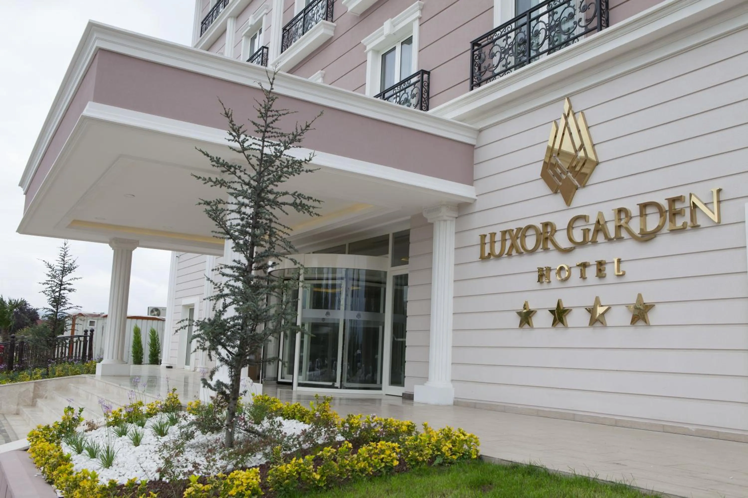 Facade/entrance in Luxor Garden Hotel