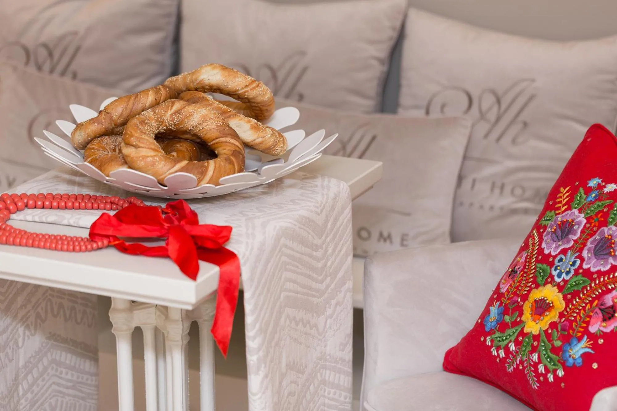 Communal lounge/ TV room in AVANTI Home