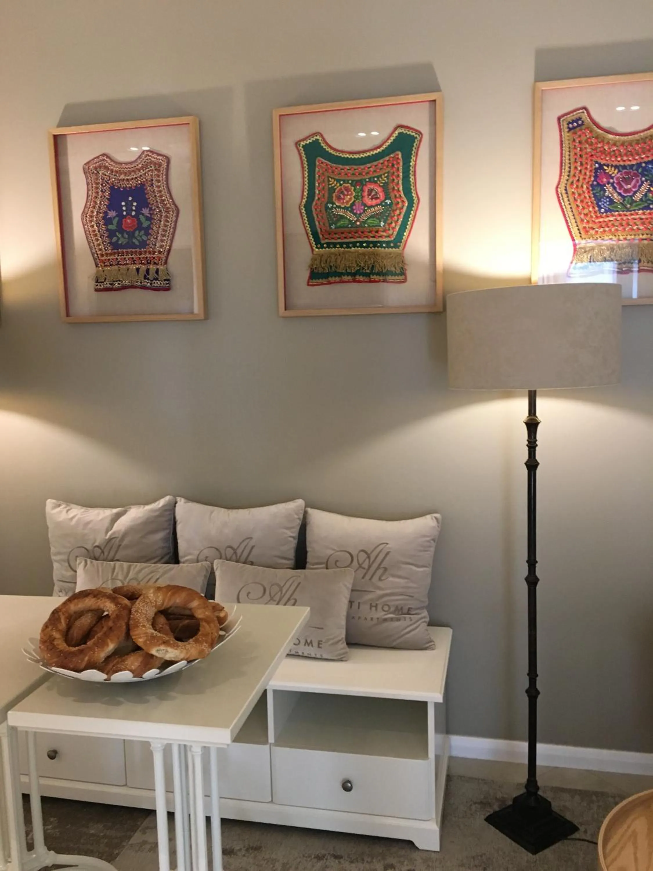 Communal lounge/ TV room in AVANTI Home