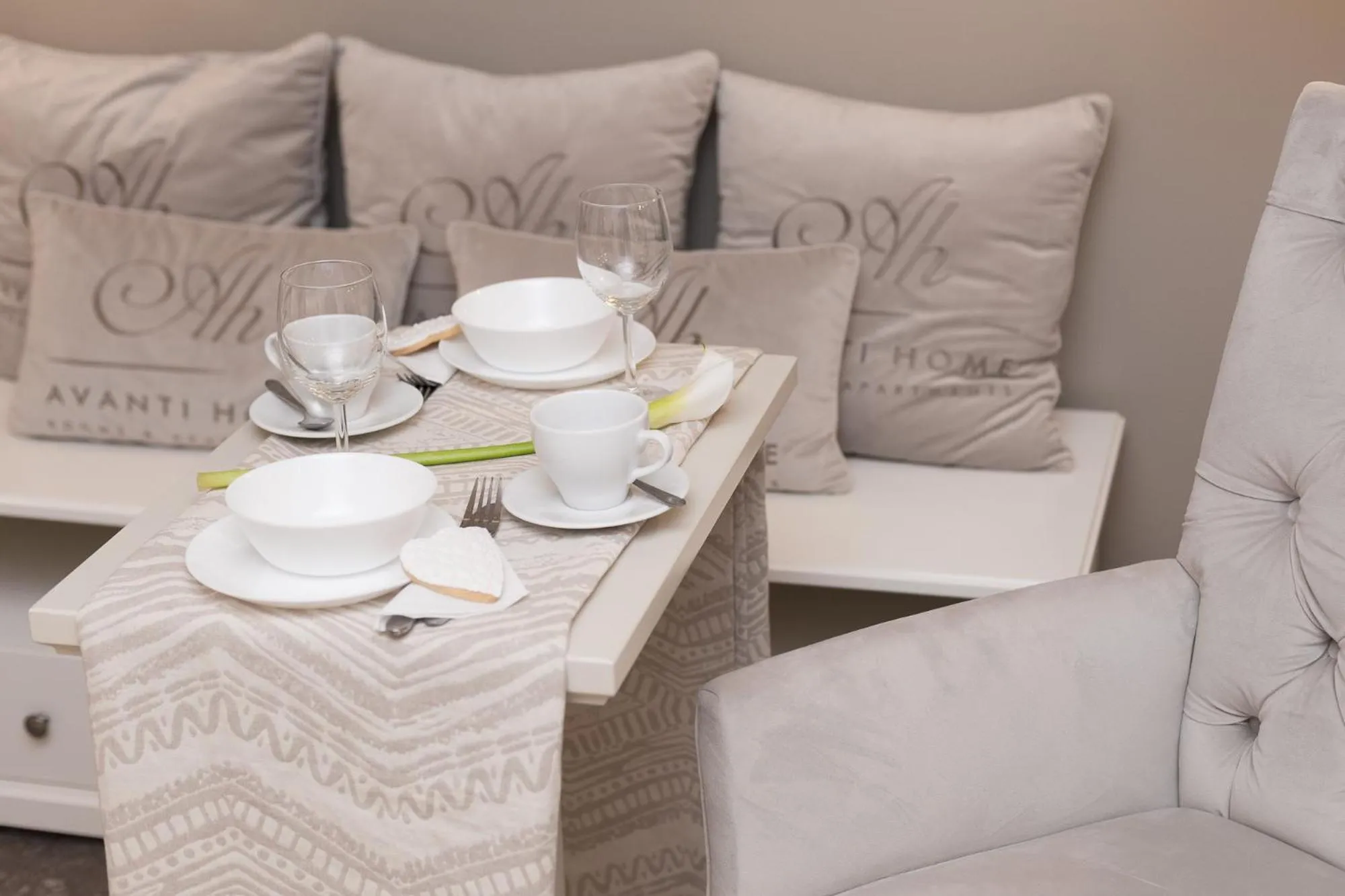 Communal lounge/ TV room in AVANTI Home