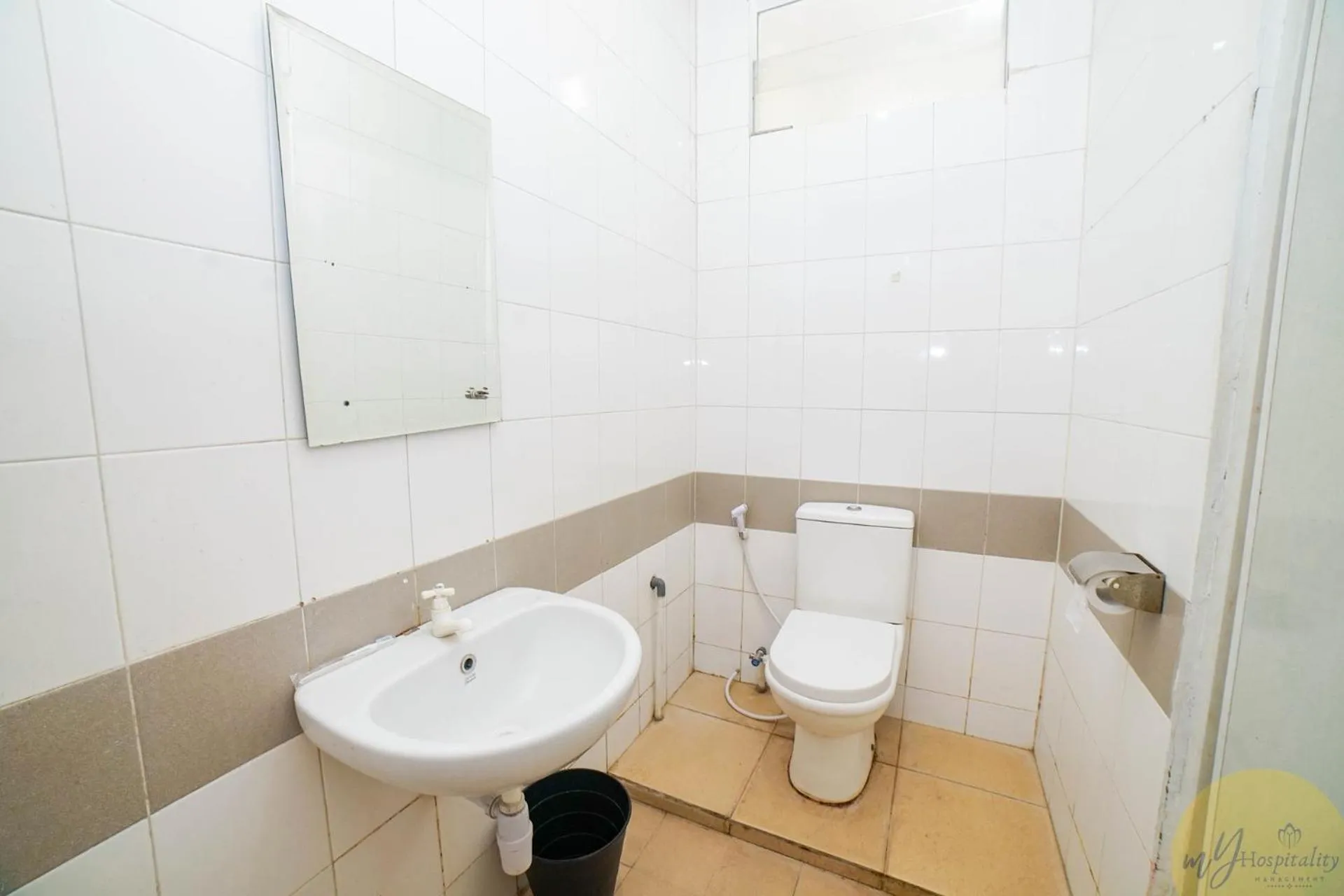 Bathroom in Fortuna Hotel & Residence by My Hospitality