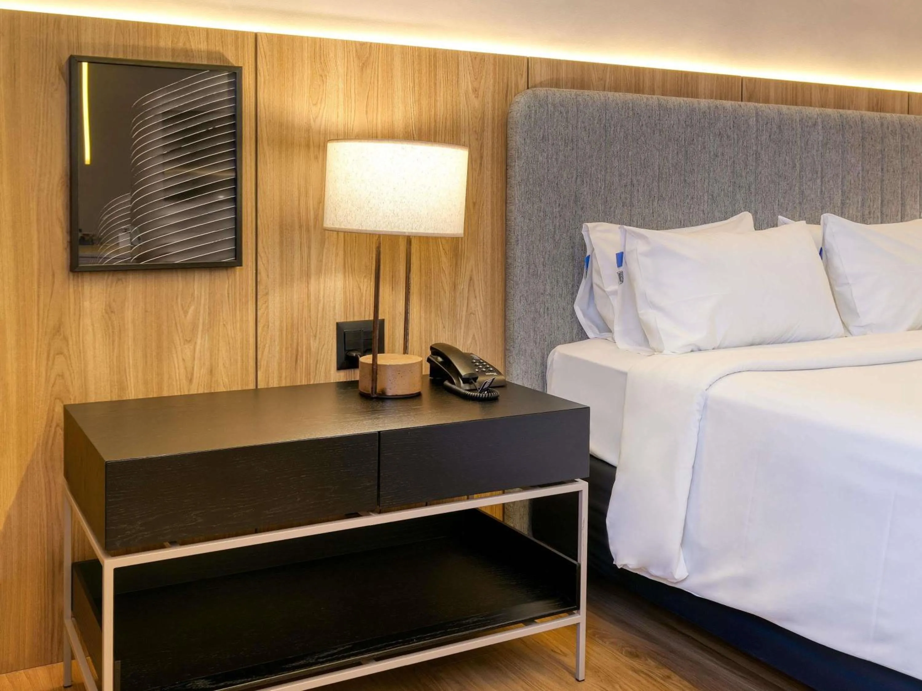 Bedroom, Bed in Mercure Belo Horizonte Vila da Serra